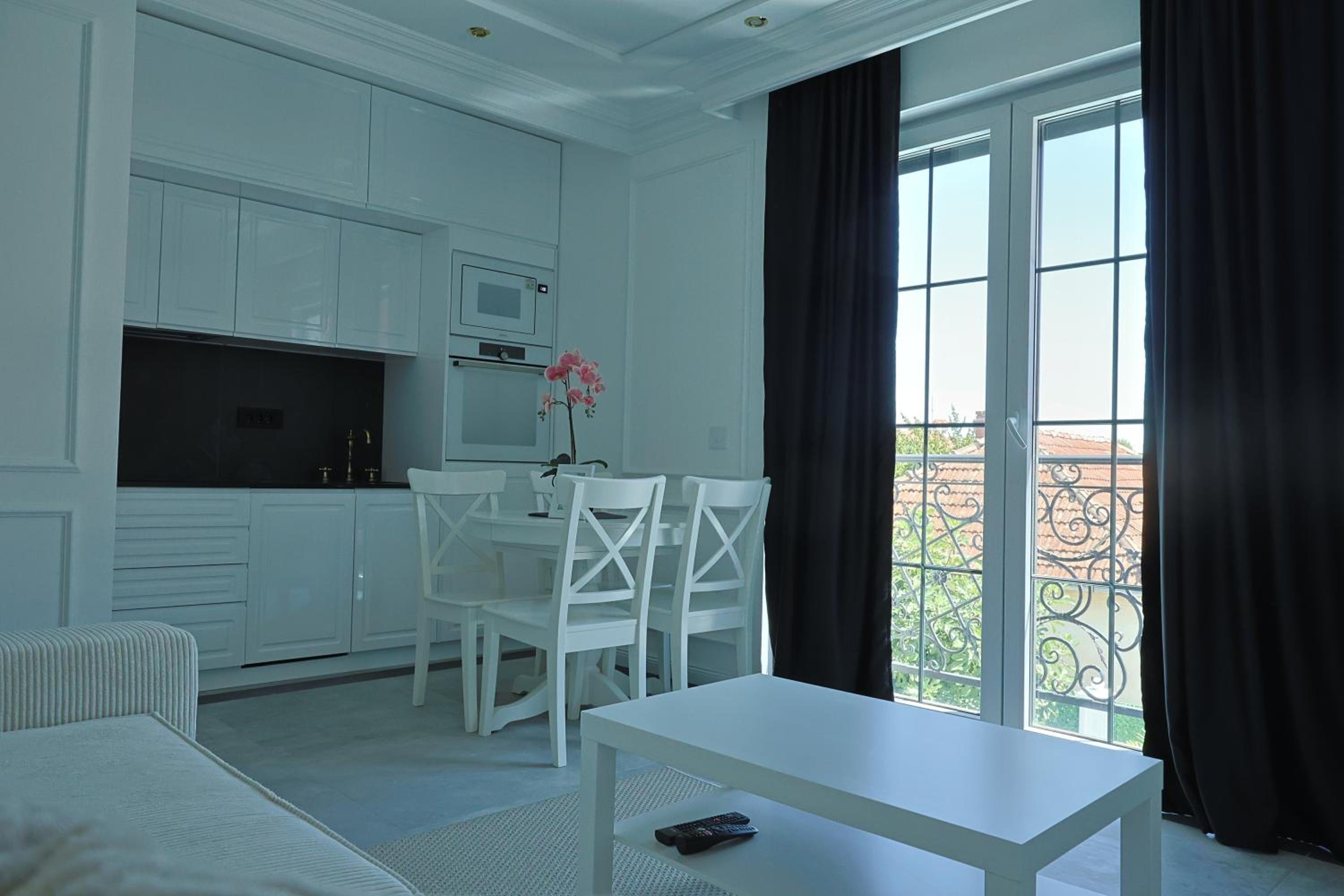 Villa Safra sa bazenom