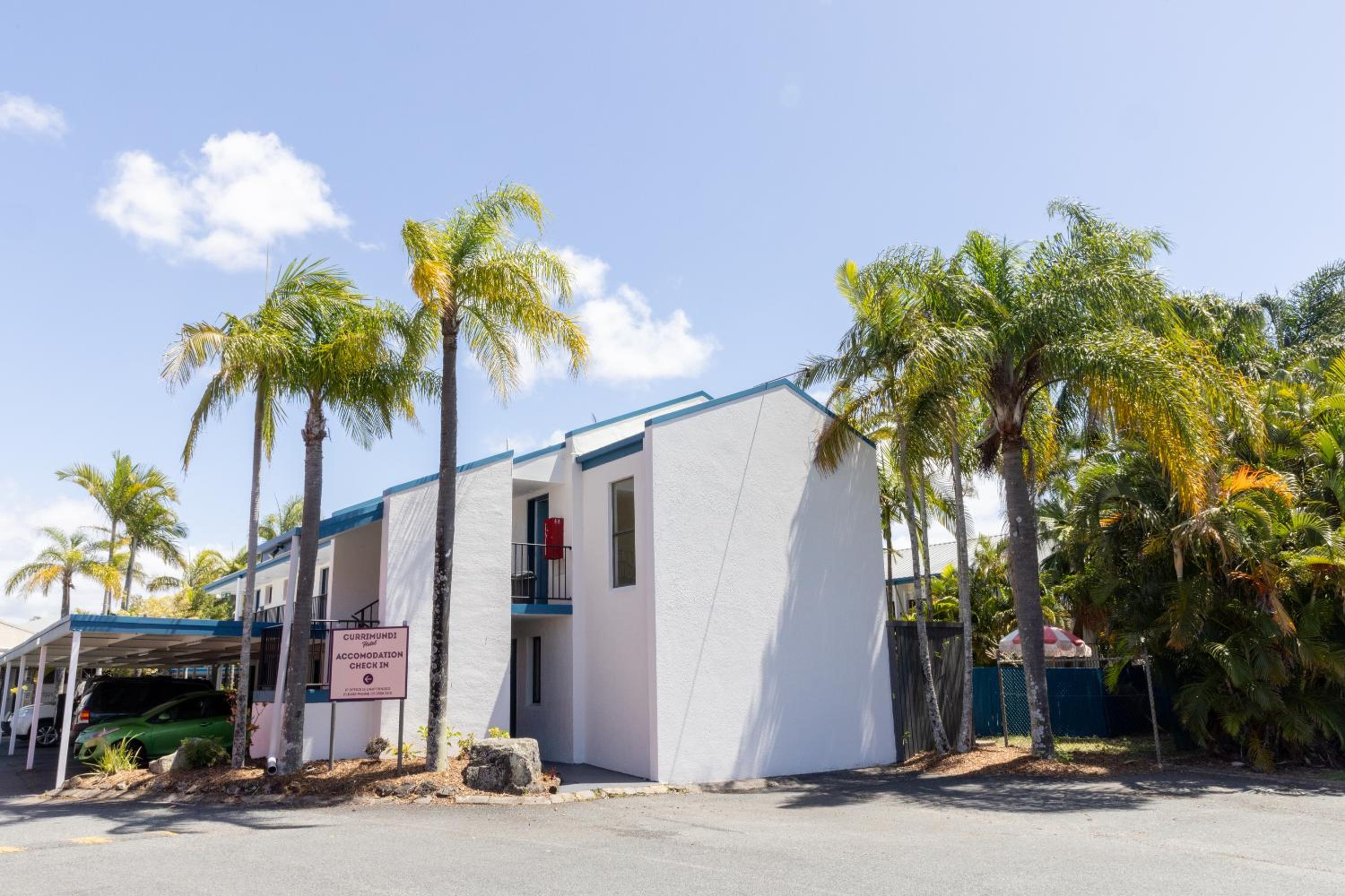 Currimundi Hotel