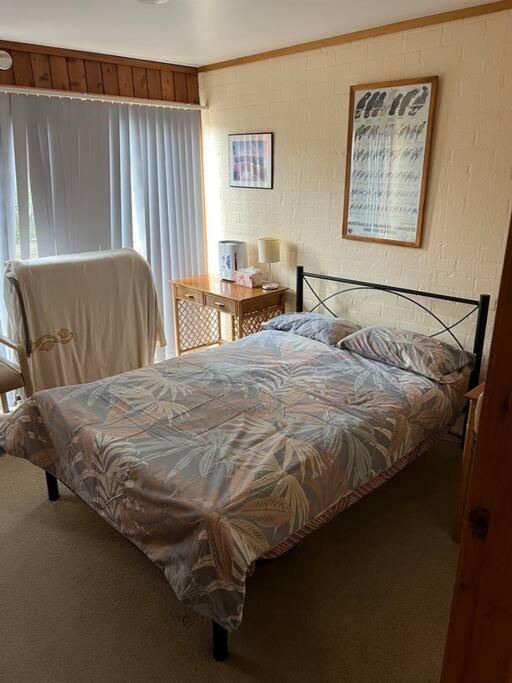 Batemans Bay Town Centre Townhouse