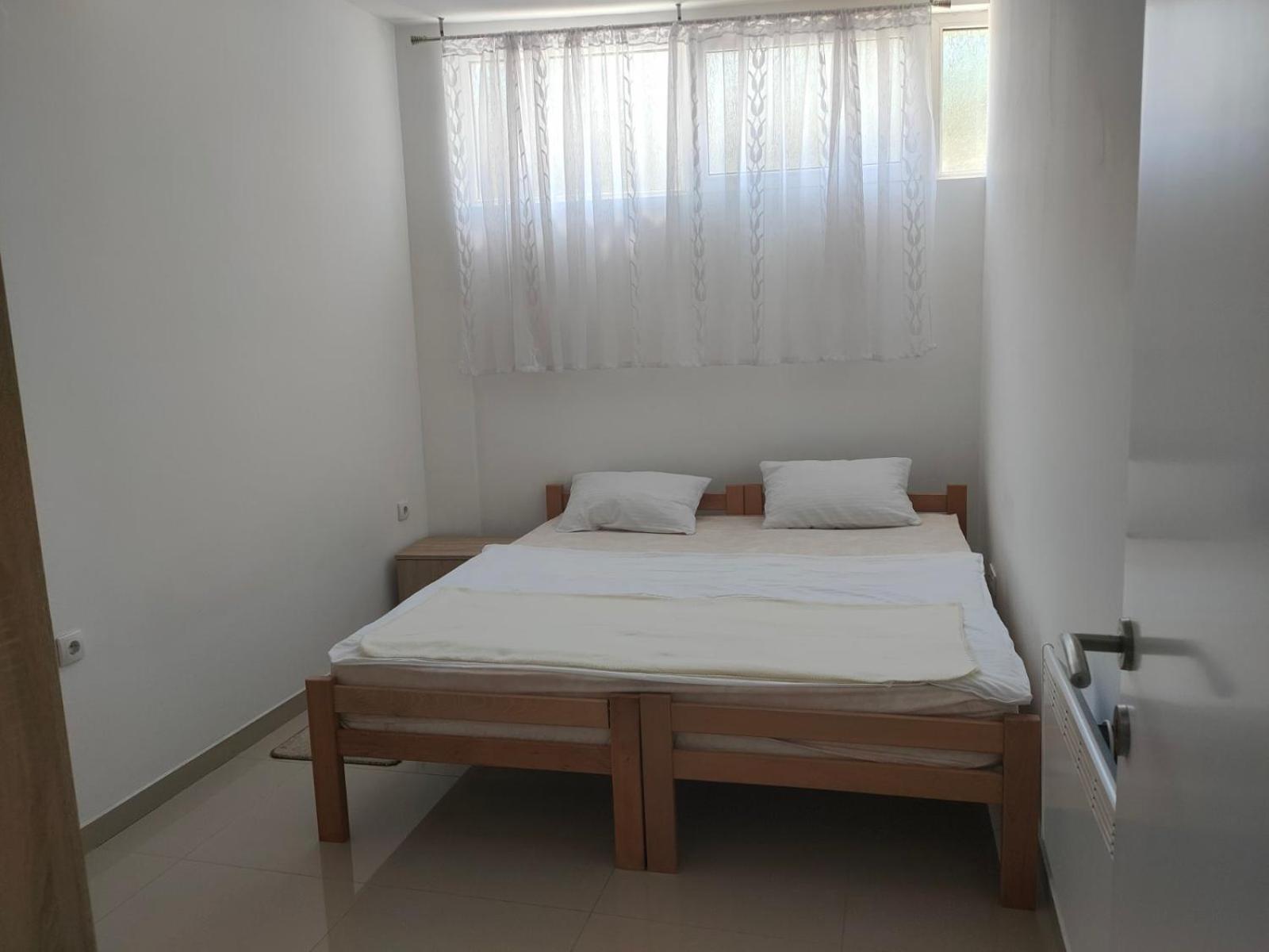 Apartman 5