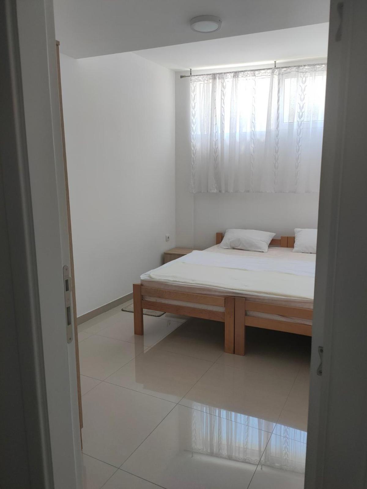 Apartman 5
