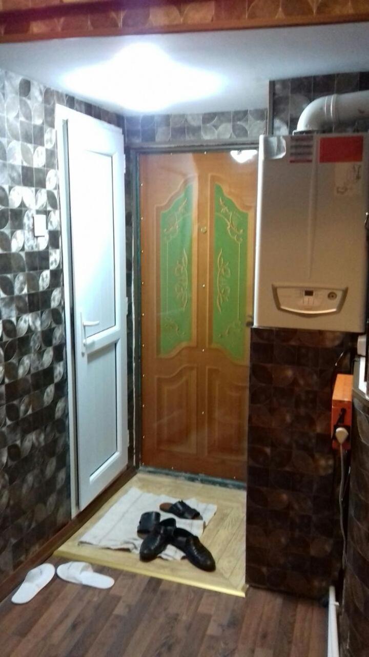 Double gates home