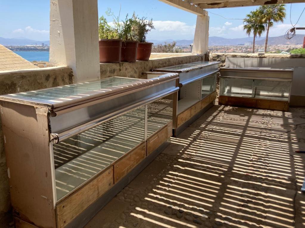 linda casa con preciosa vista a la bahía