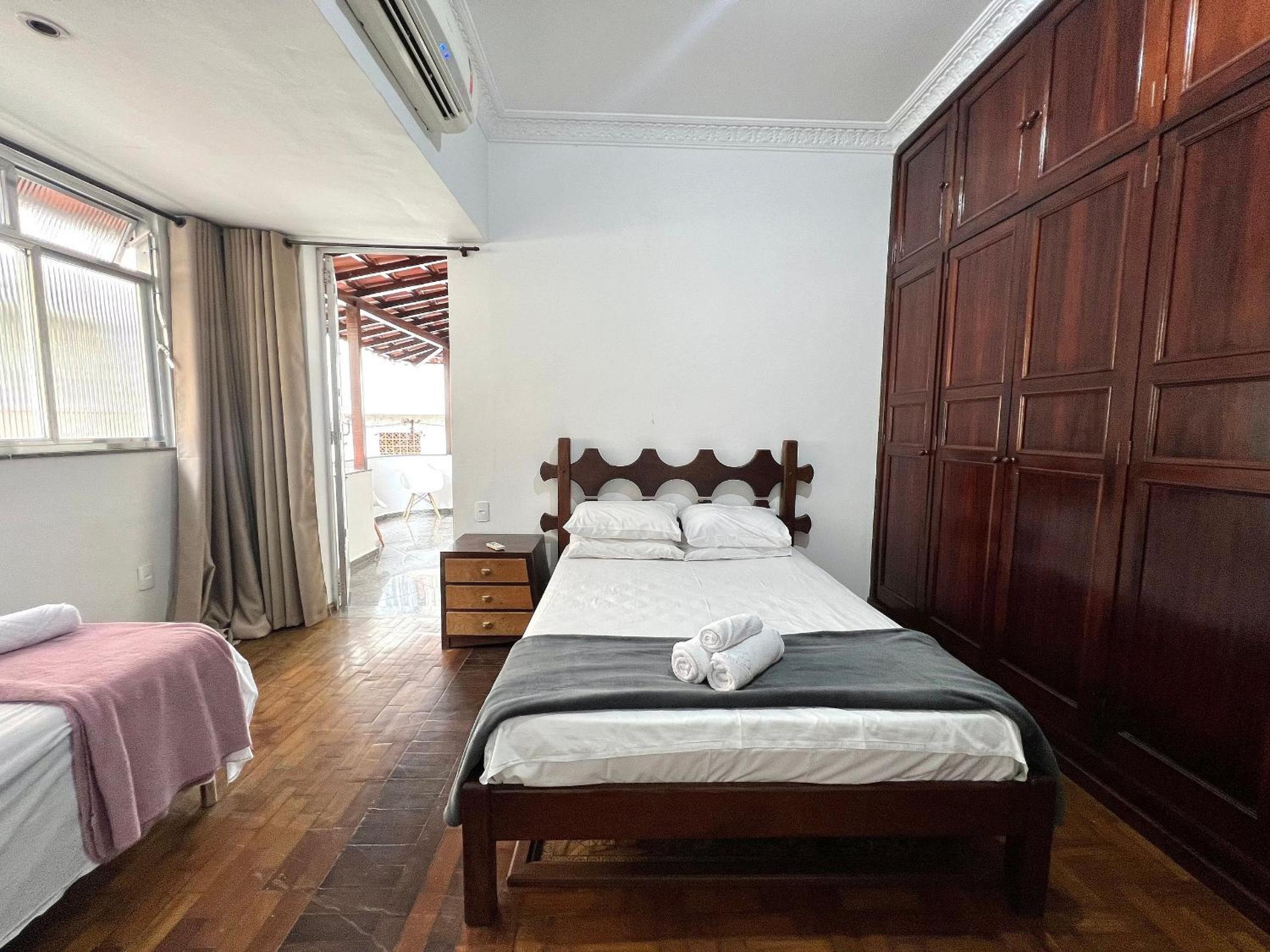 House in Copacabana - 2 Suites