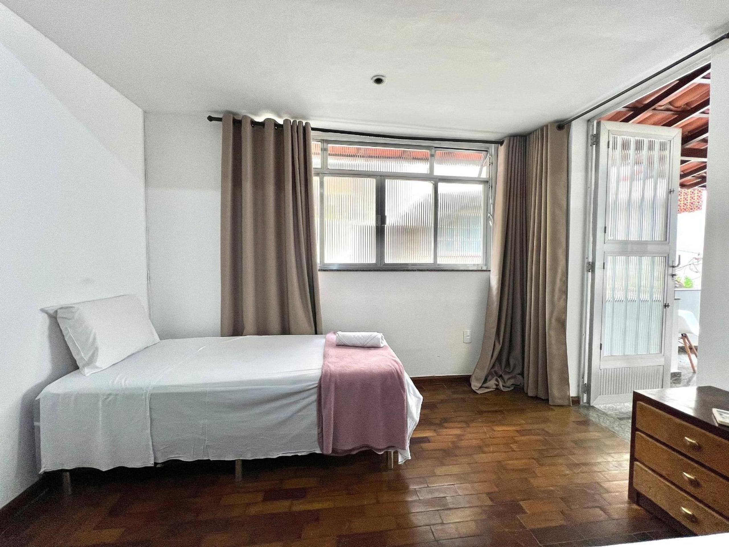 House in Copacabana - 2 Suites