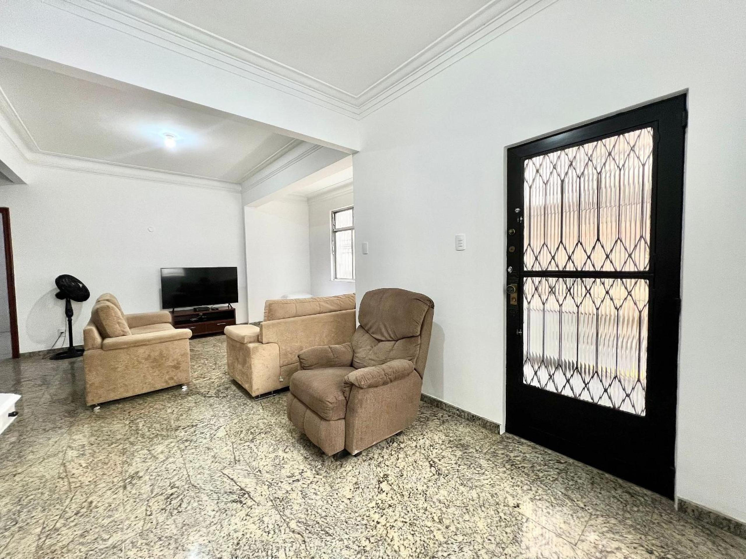 House in Copacabana - 2 Suites
