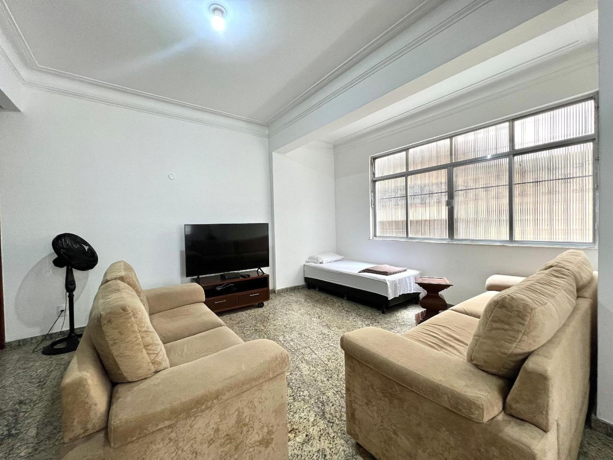 House in Copacabana - 2 Suites