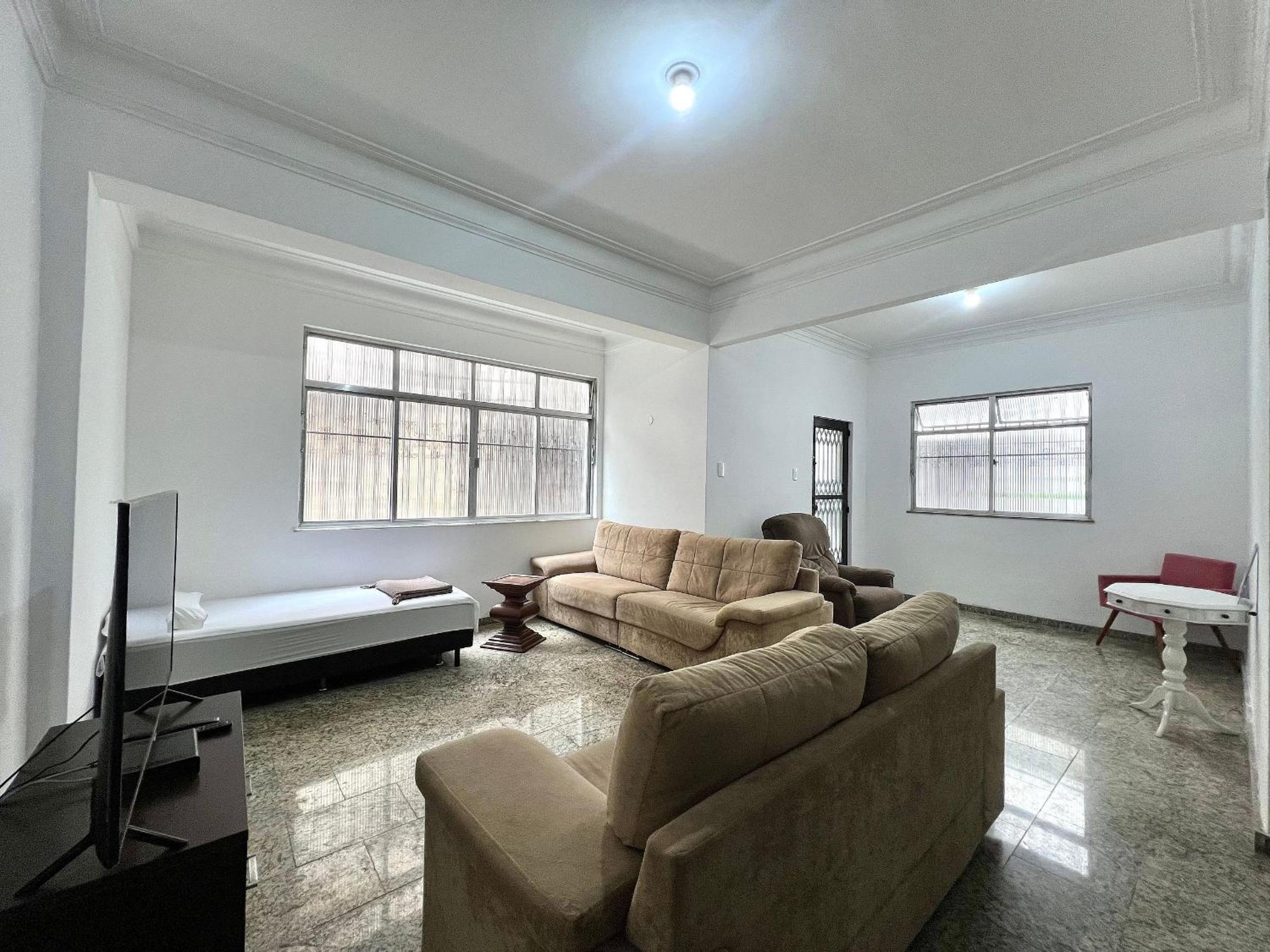 House in Copacabana - 2 Suites