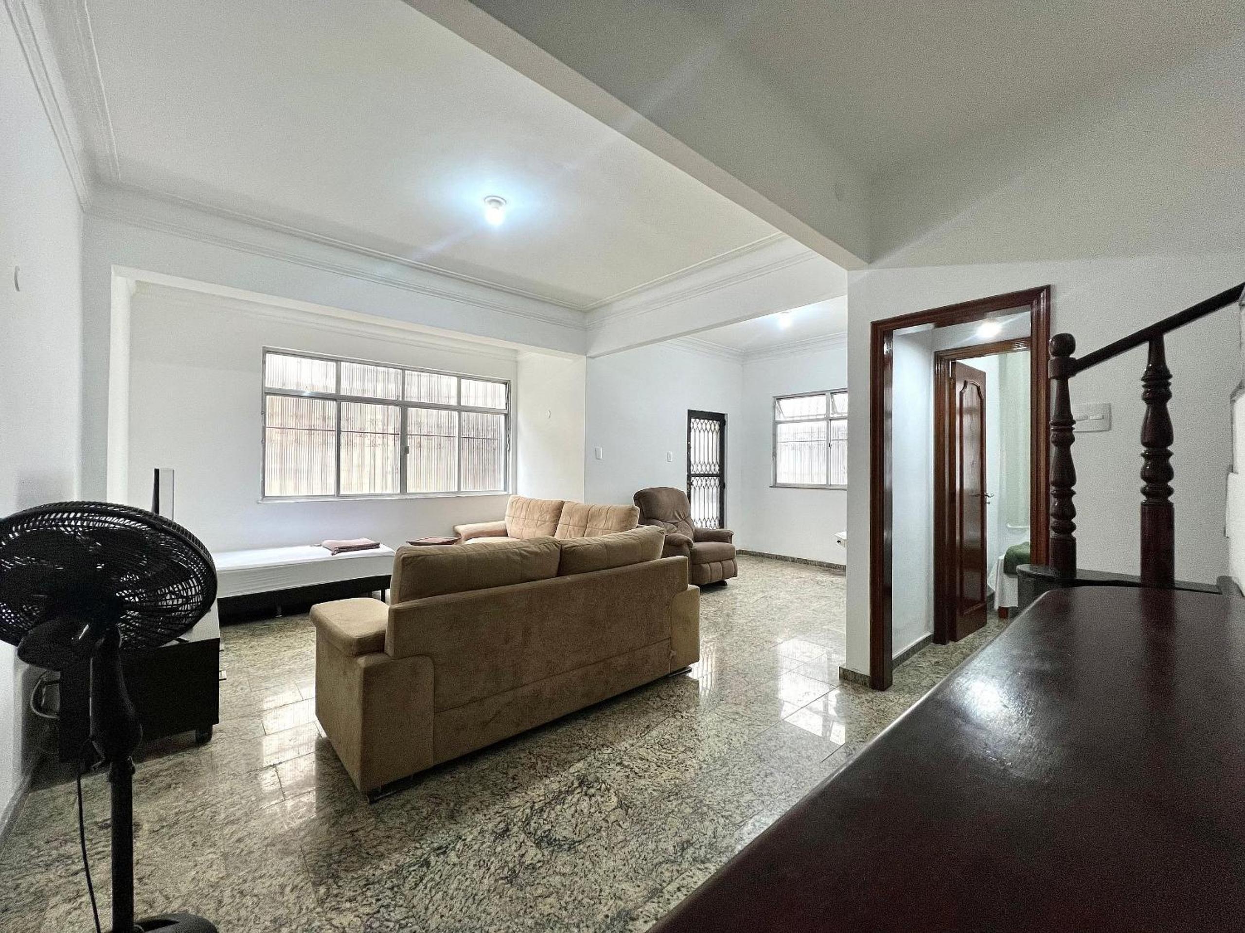 House in Copacabana - 2 Suites