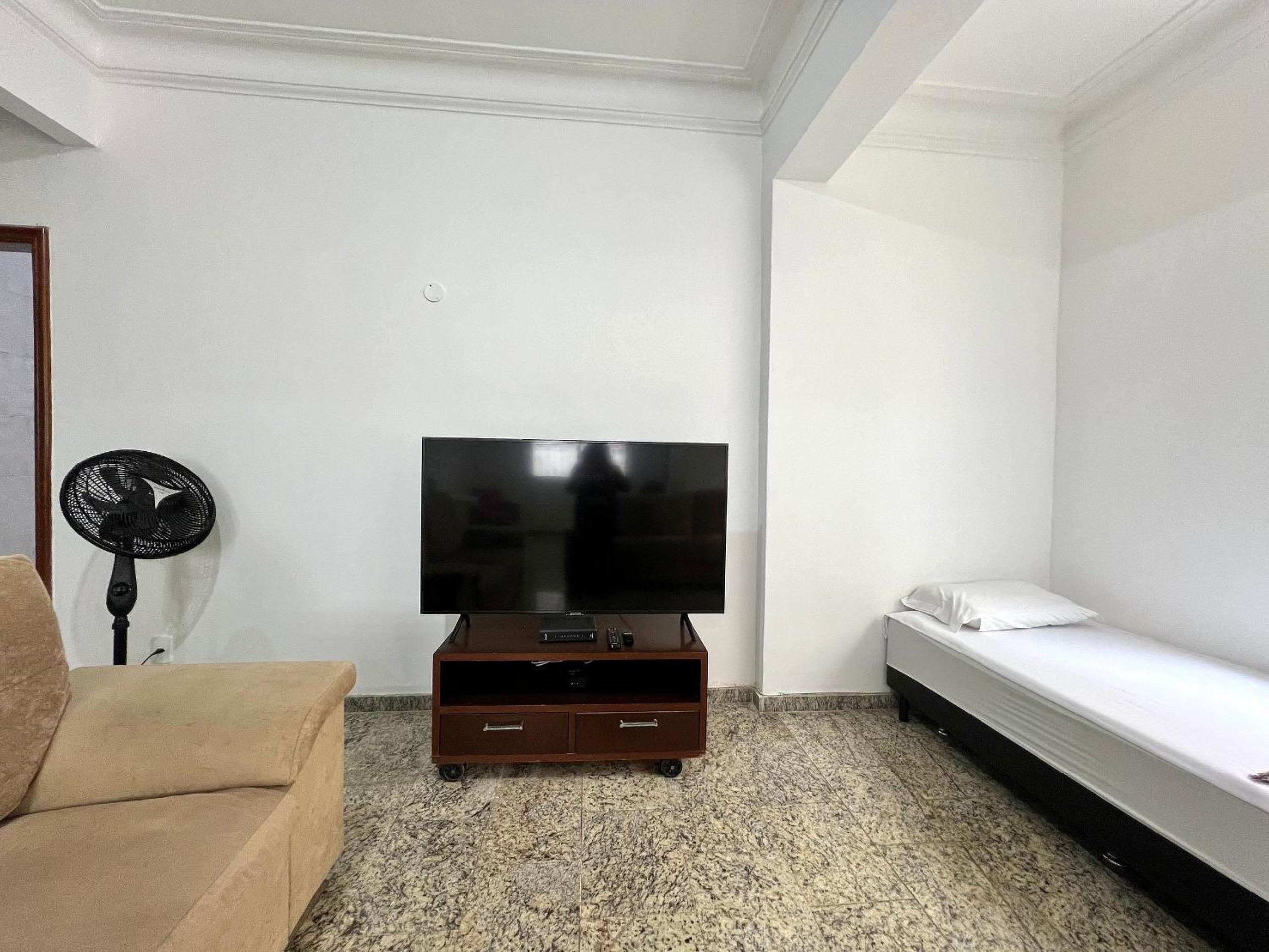 House in Copacabana - 2 Suites