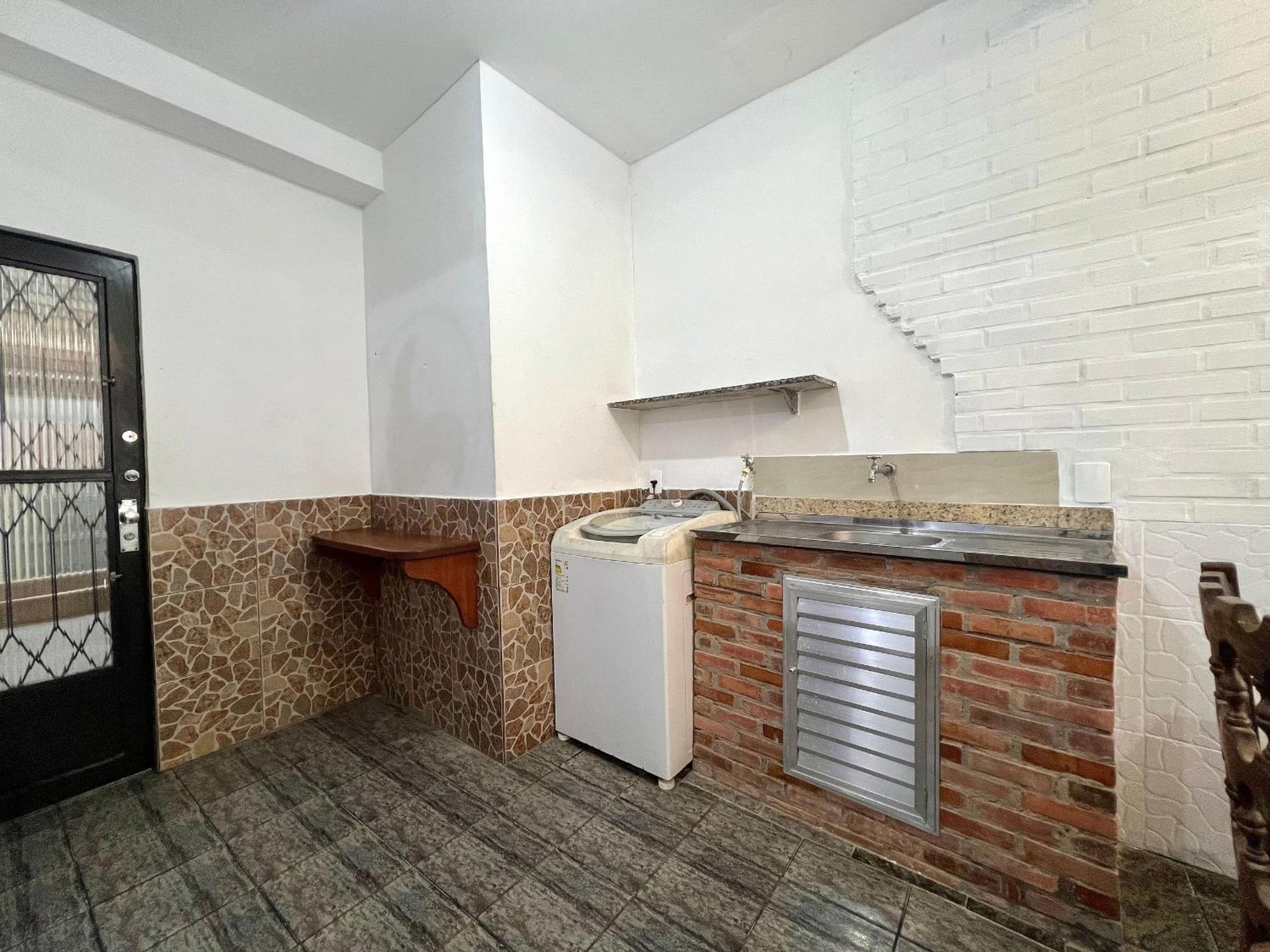 House in Copacabana - 2 Suites
