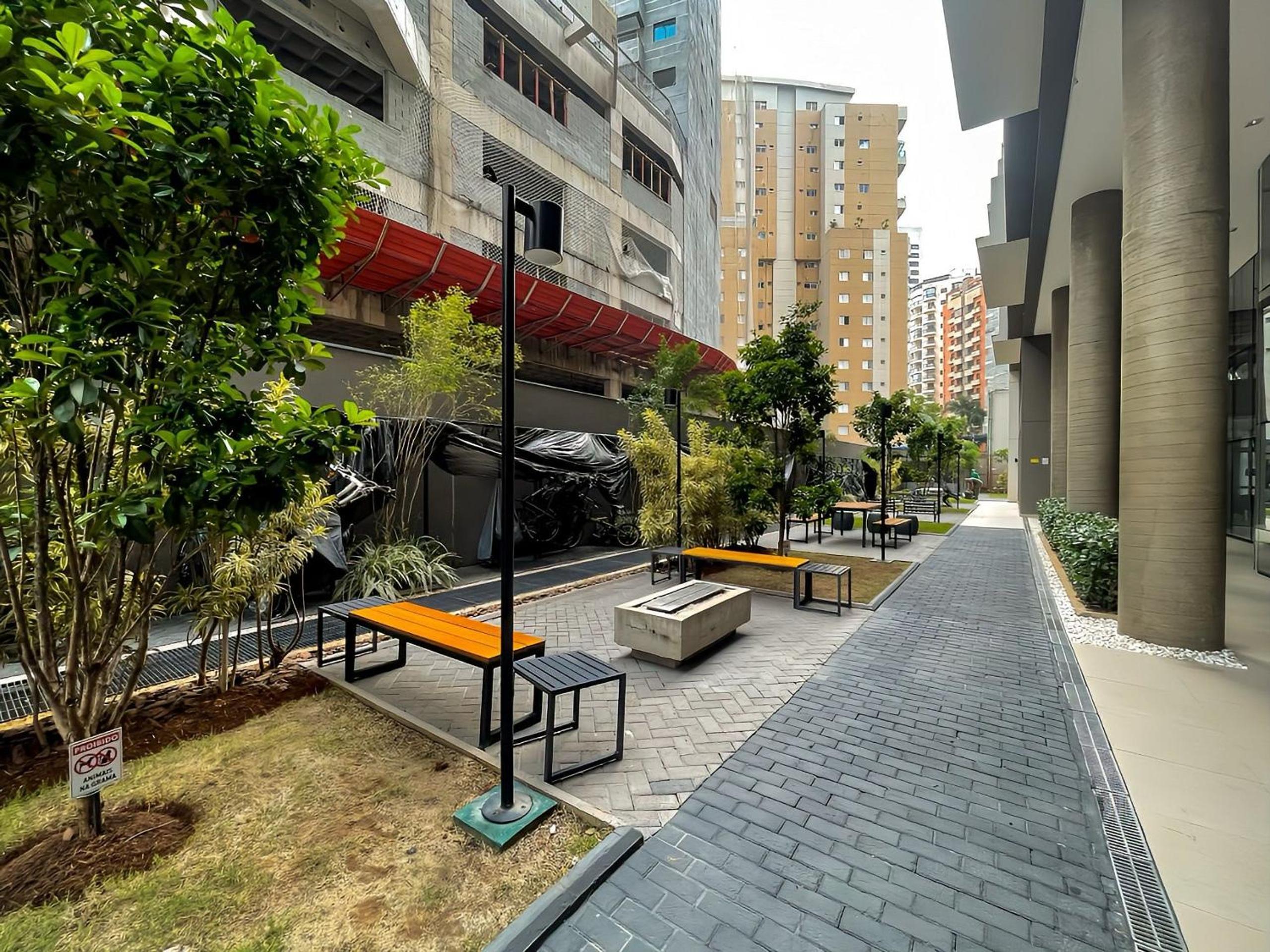 Condominium in Itaim, beautiful rooftop overlooking Ibira!!