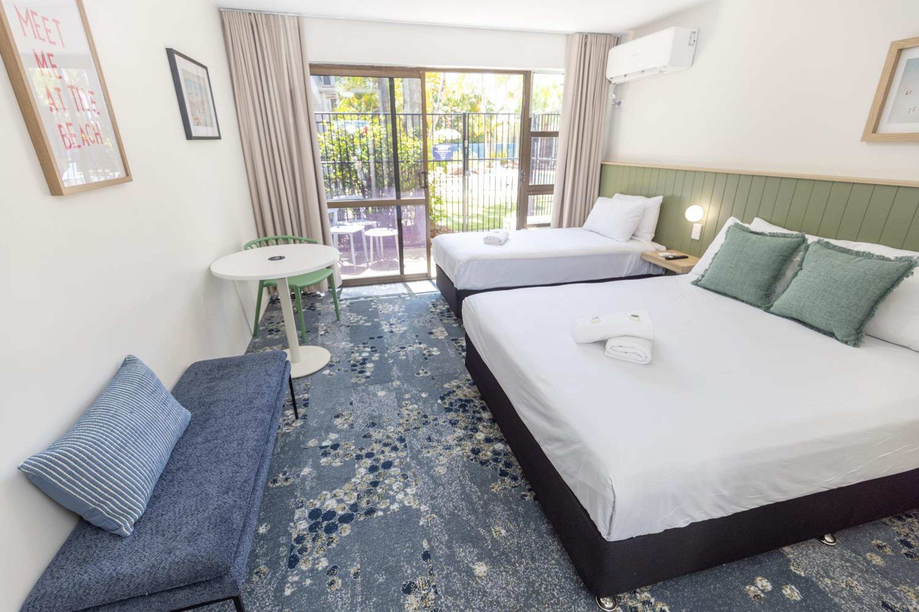 Currimundi Hotel