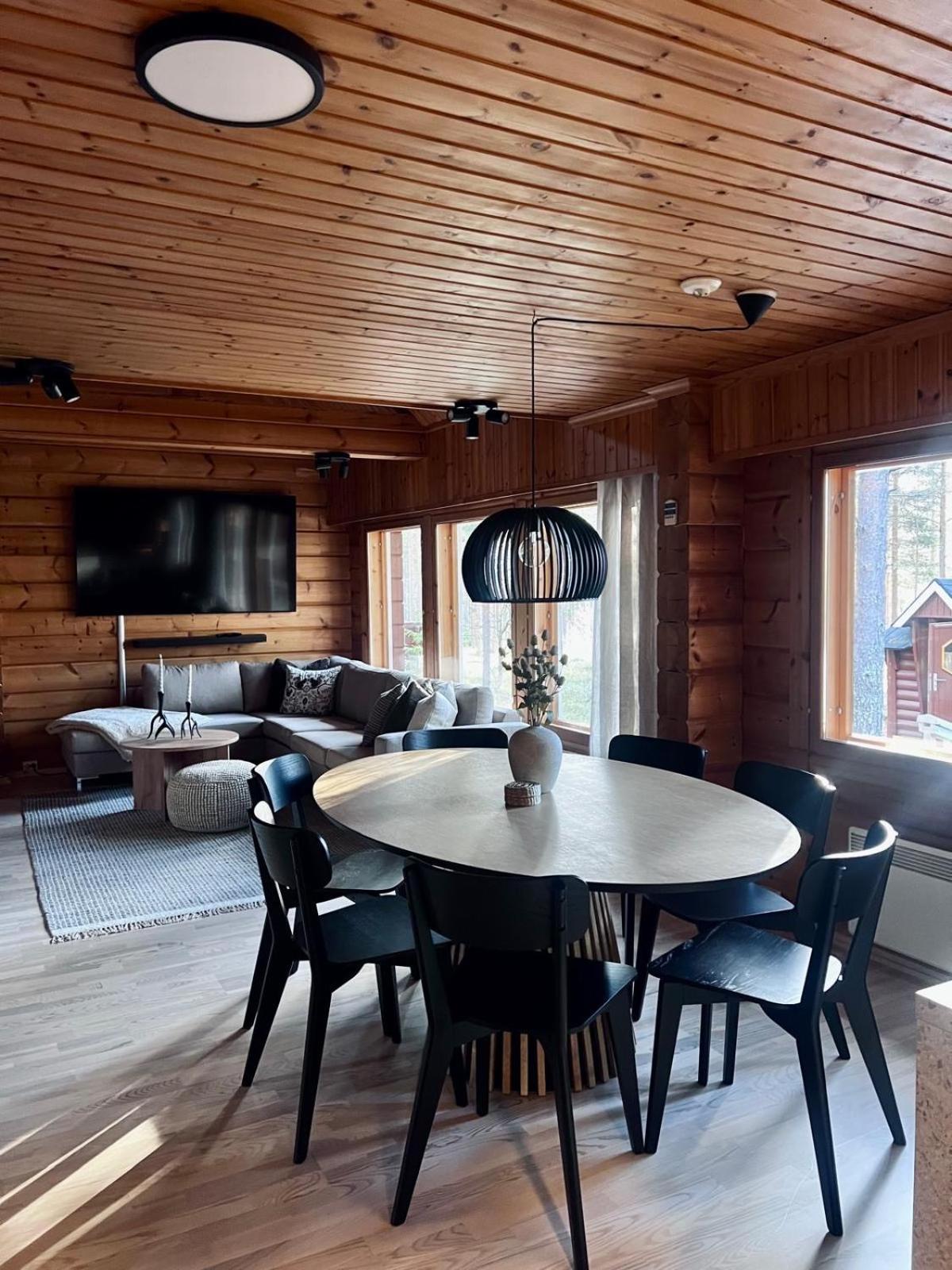 Luxurious Villa Levin Lepola - Also own private Lapland hut