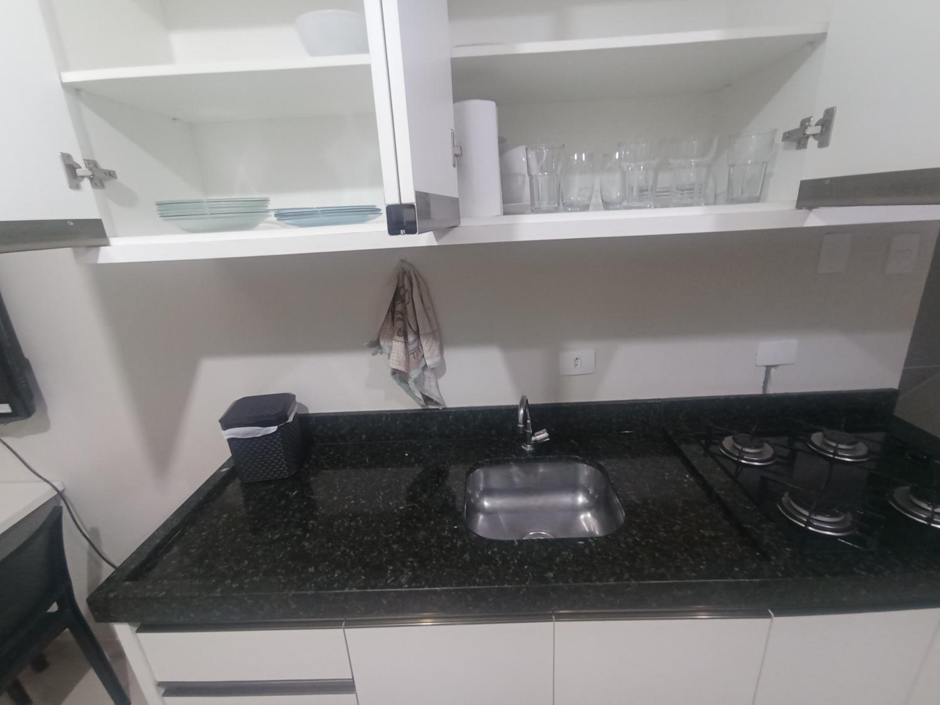 Melhor Local da Quadramar no Calçadão da Praia Central - garagem