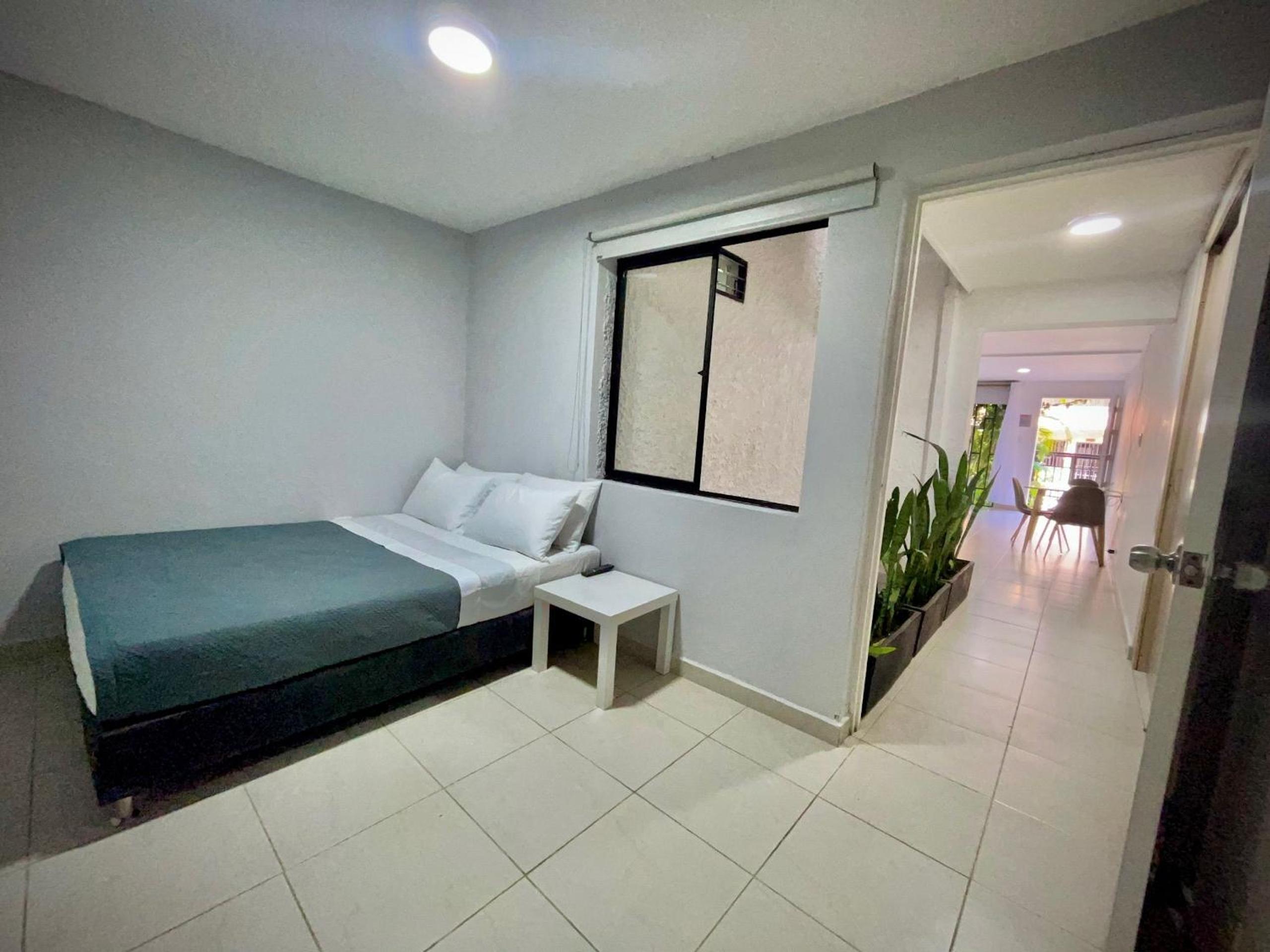Laureles Apartments and Lofts