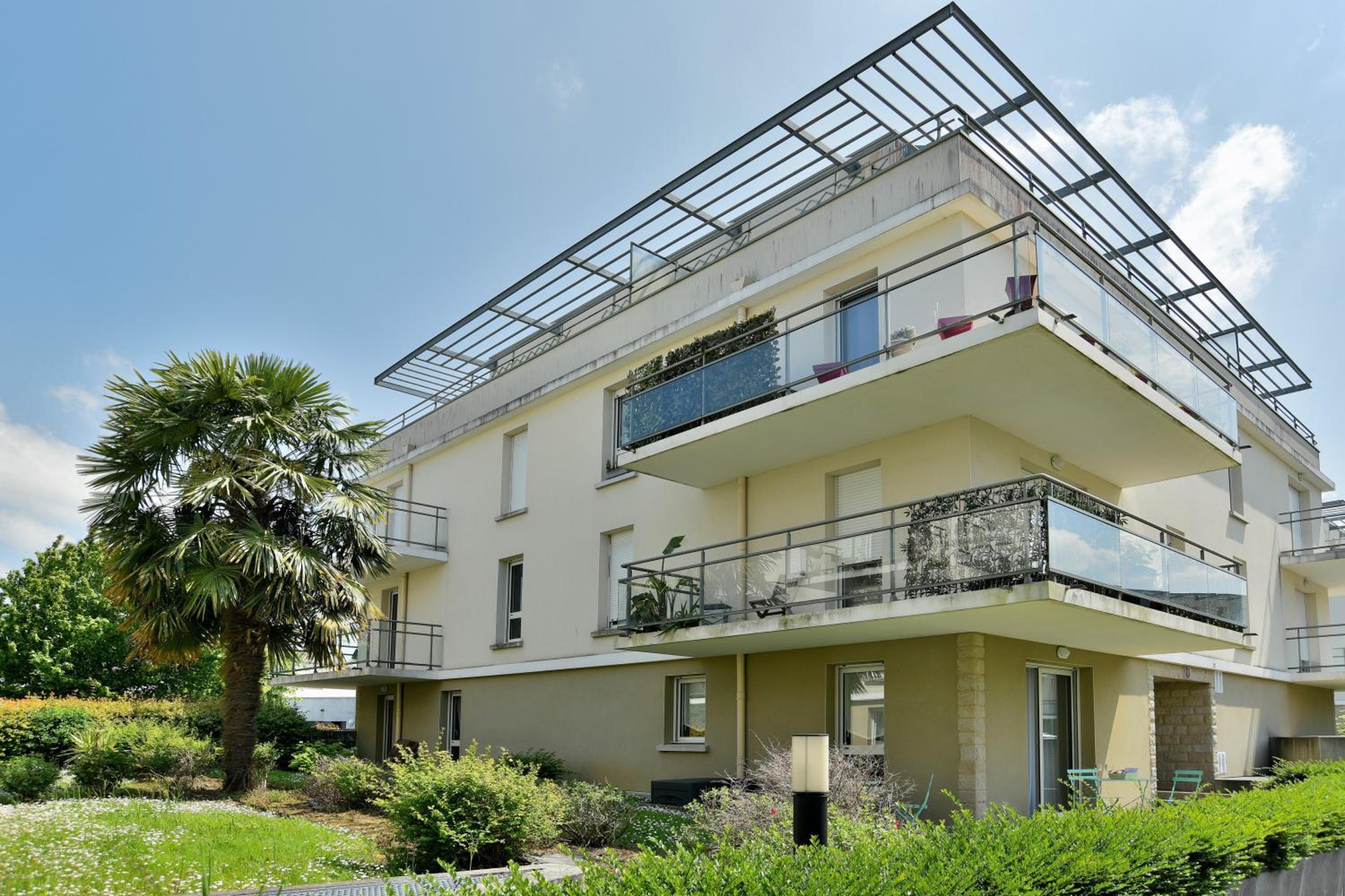 Escapade - Appartement avec parking privé et jardin