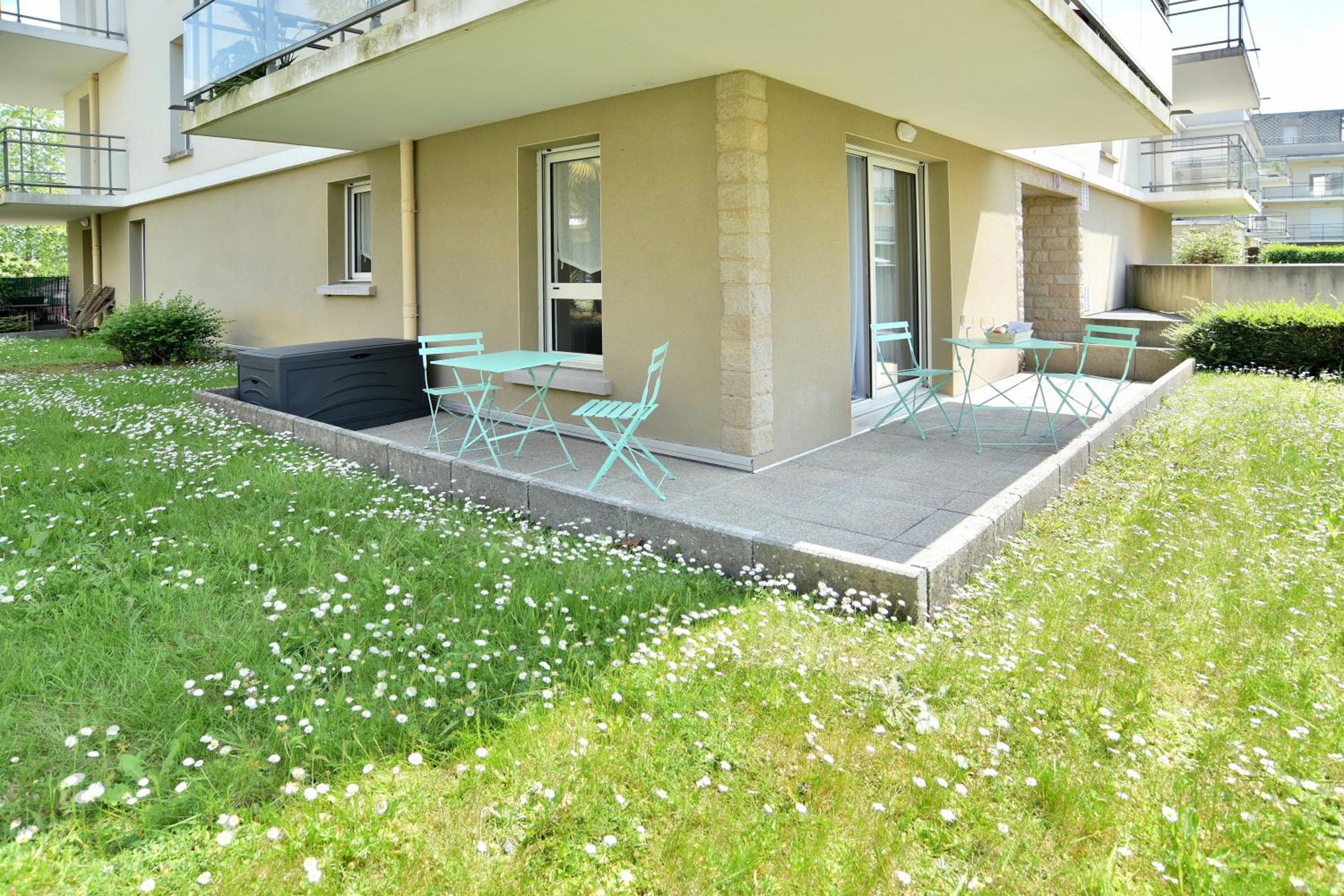 Escapade - Appartement avec parking privé et jardin