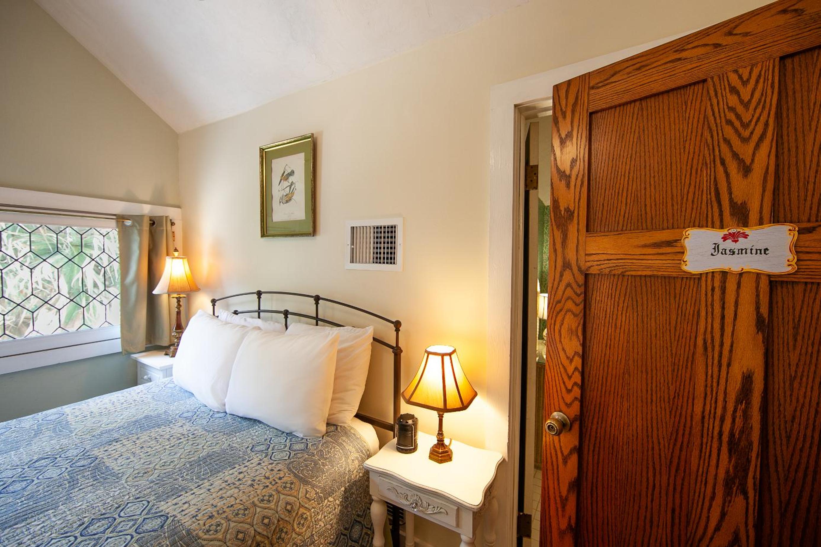 Herlong Mansion Bed & Breakfast