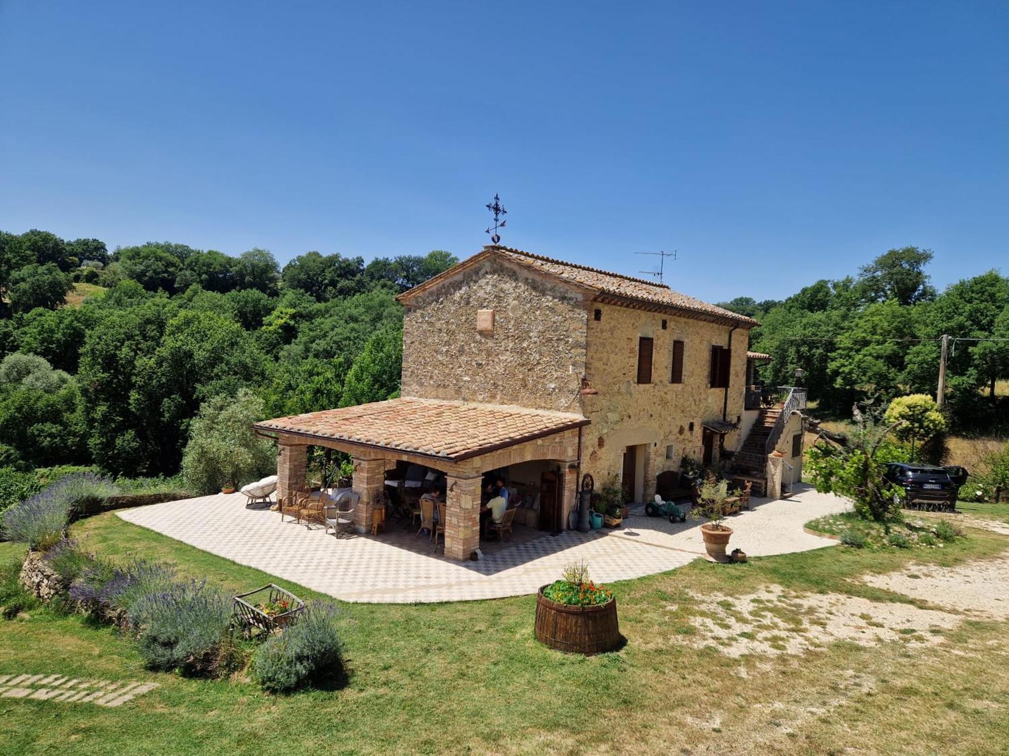 La Nocciolaia view 5