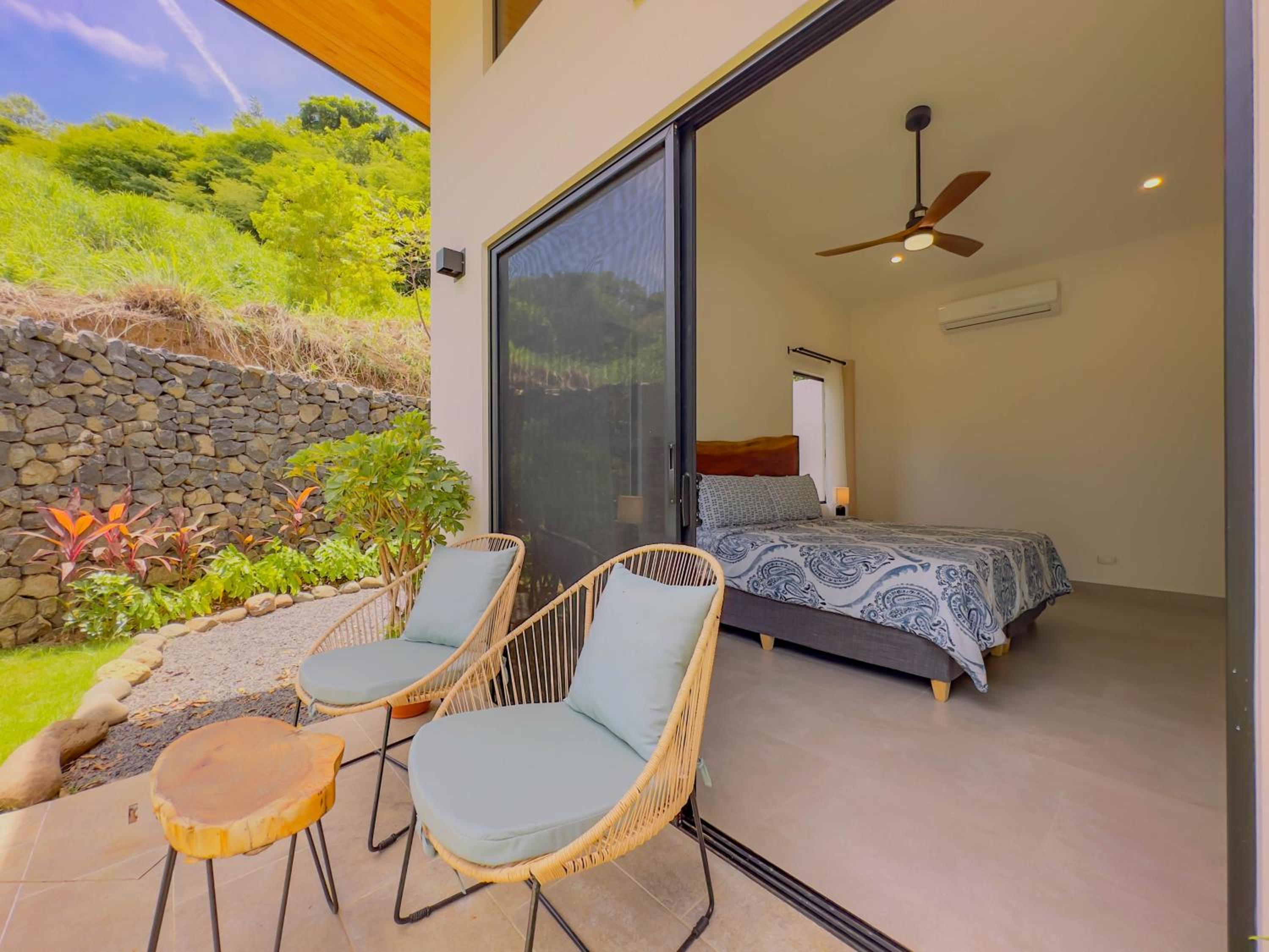 Coco Luna House 2 bed 3 bath