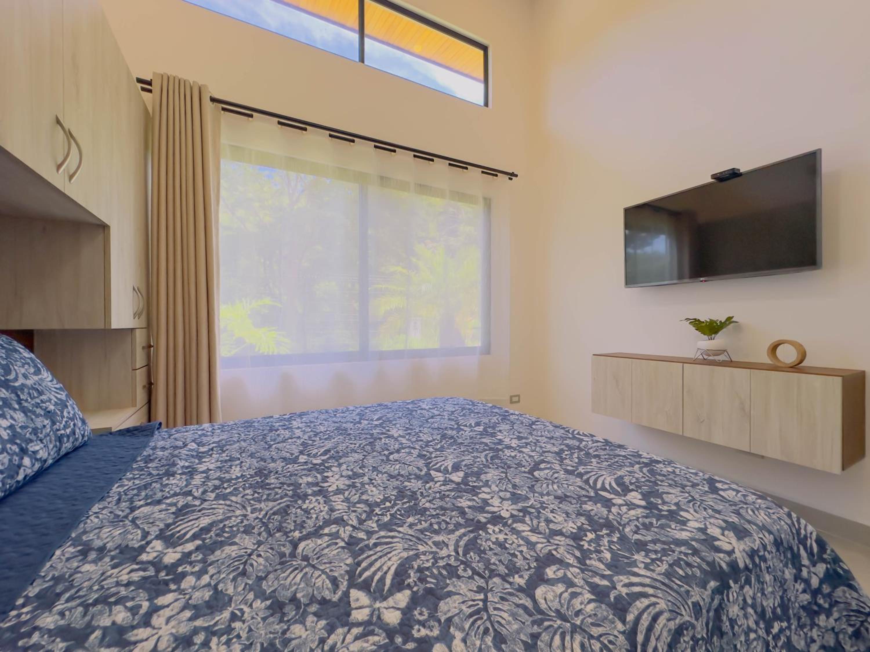 Coco Luna House 2 bed 3 bath