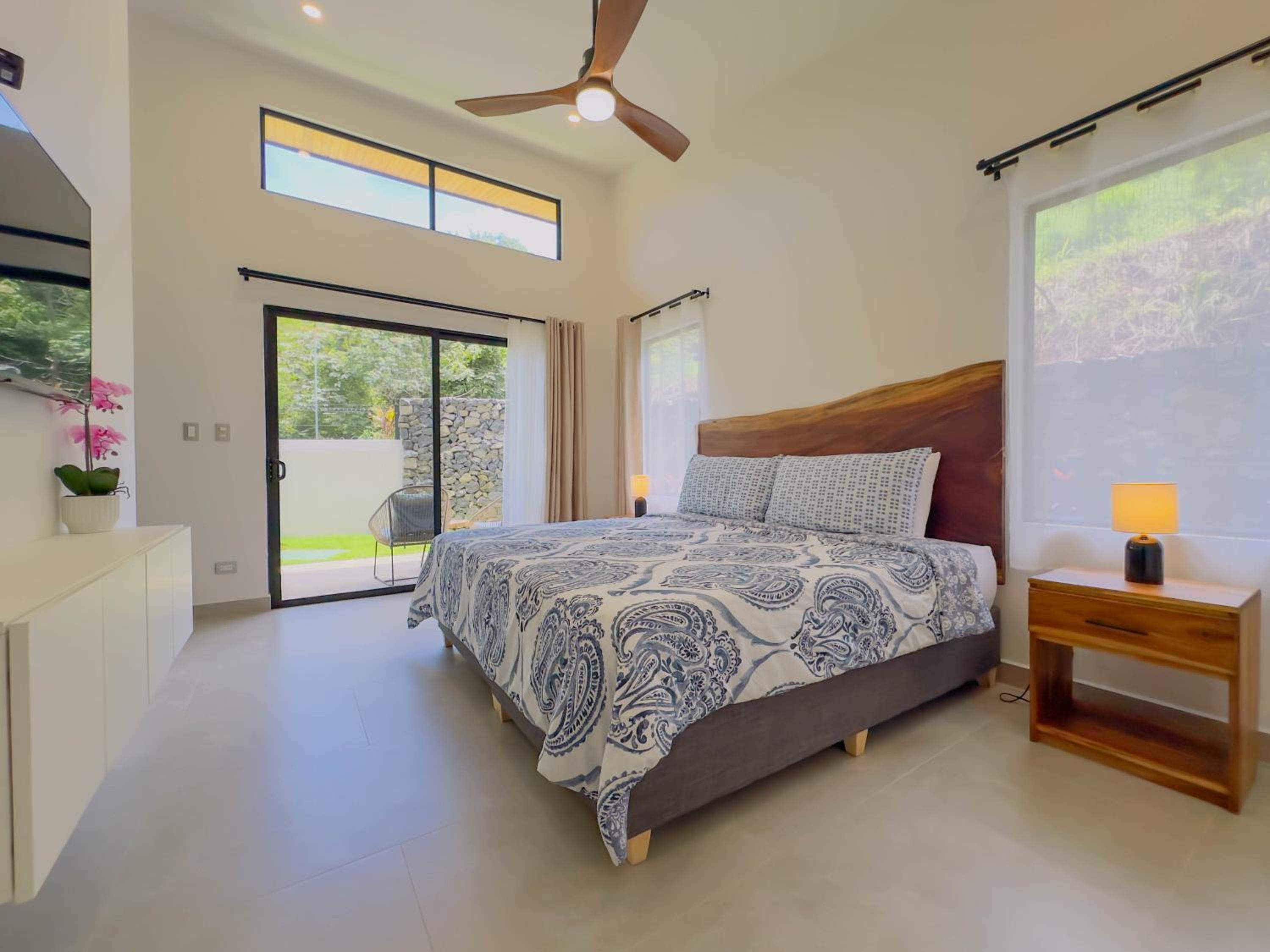 Coco Luna House 2 bed 3 bath