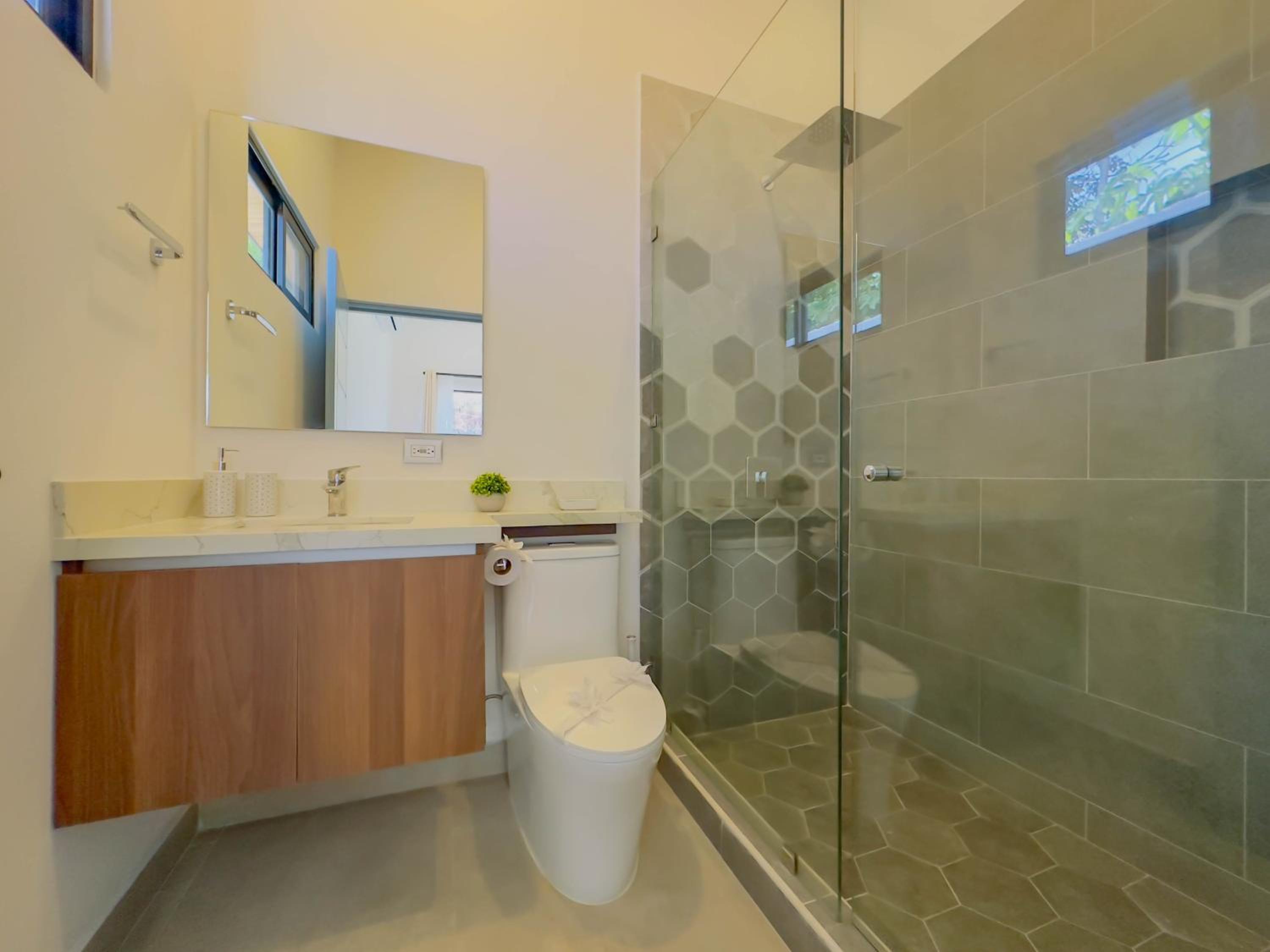 Coco Luna House 2 bed 3 bath