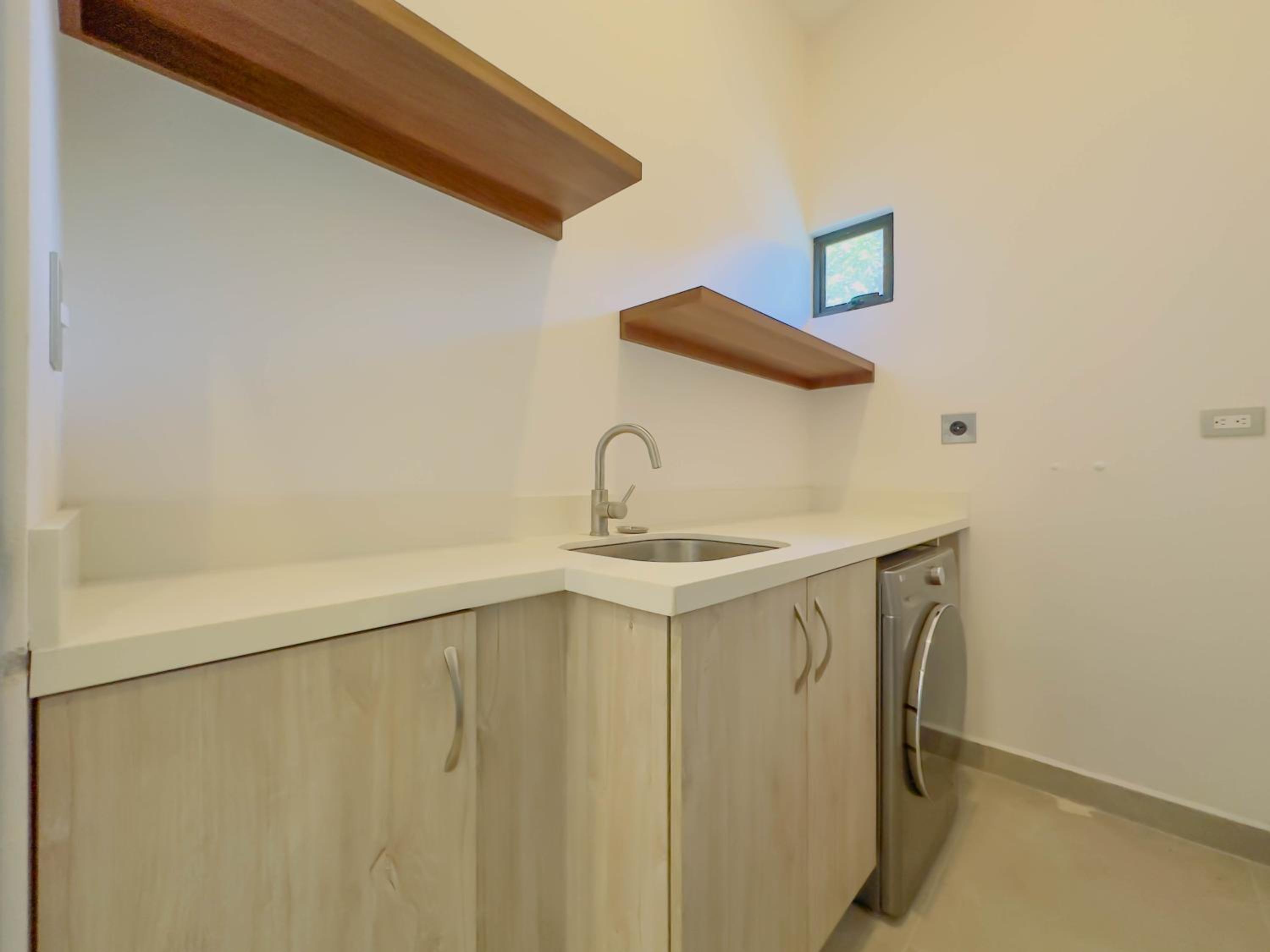 Coco Luna House 2 bed 3 bath