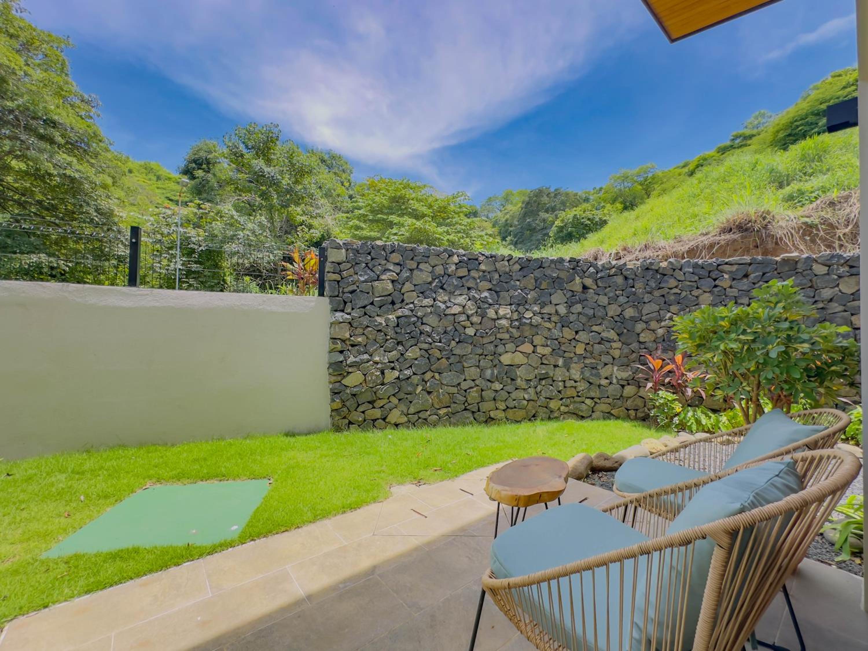 Coco Luna House 2 bed 3 bath