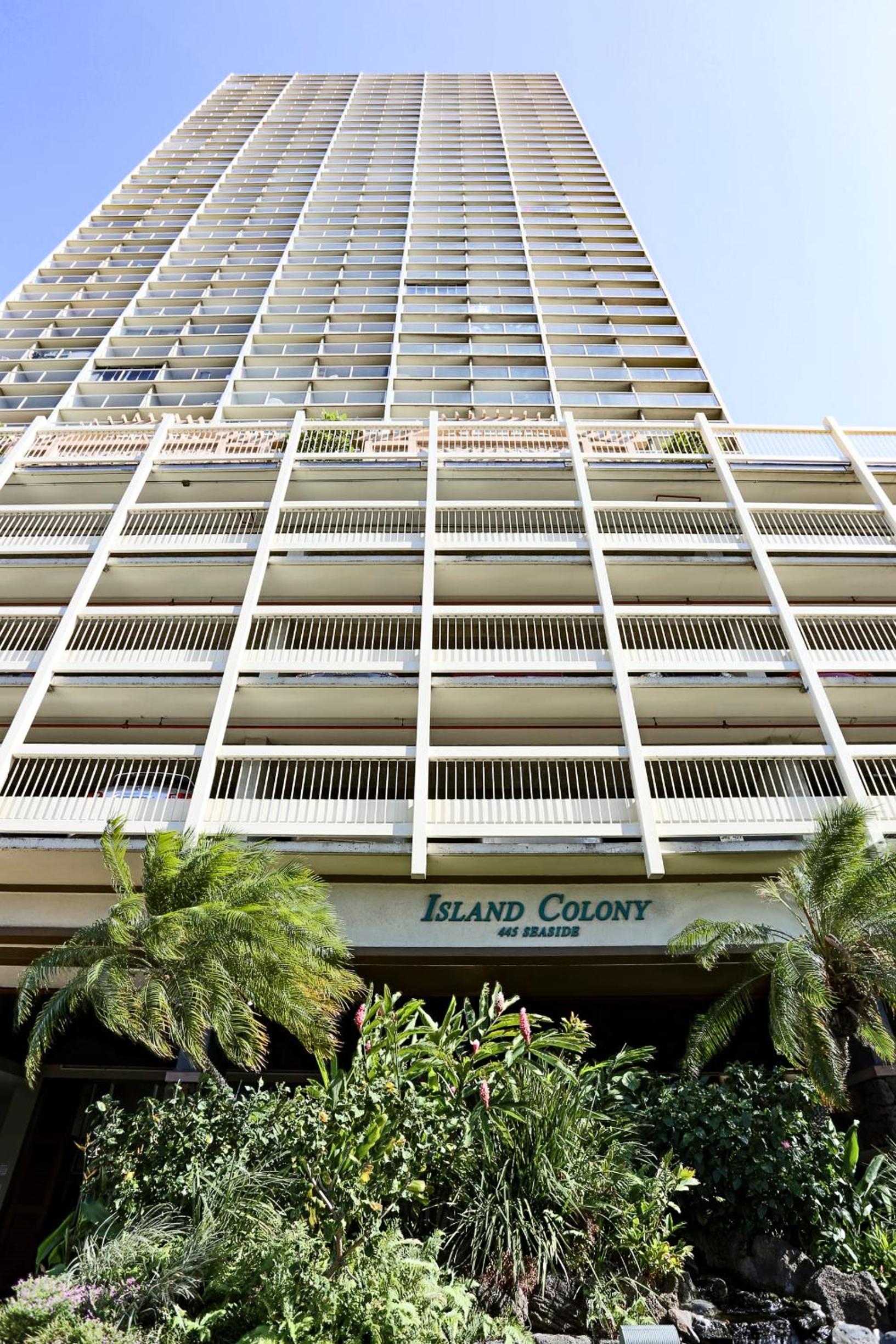 Hotel Newly Renovated with Ocean View Near Waikiki Beach - Image 1