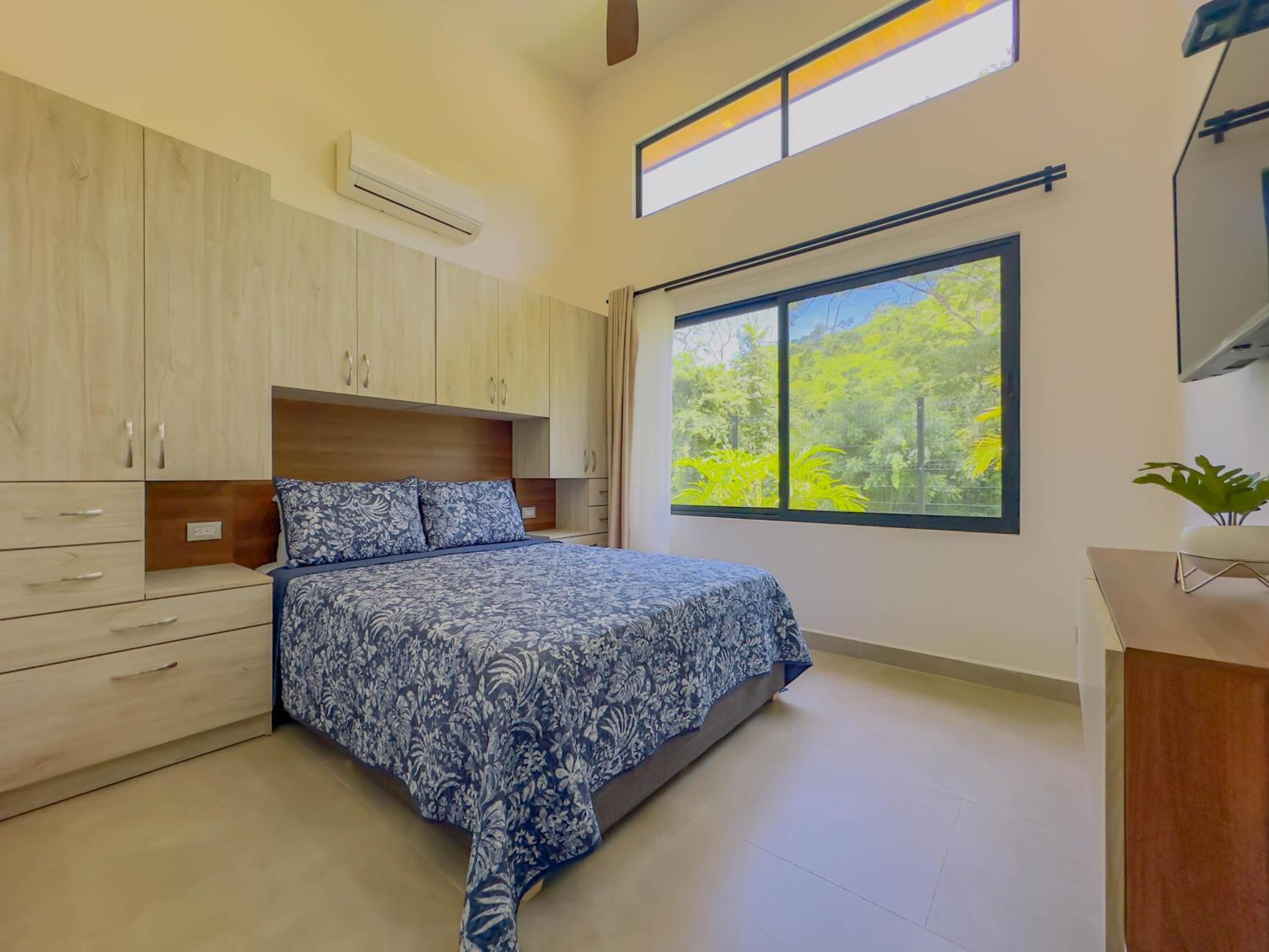 Coco Luna House 2 bed 3 bath