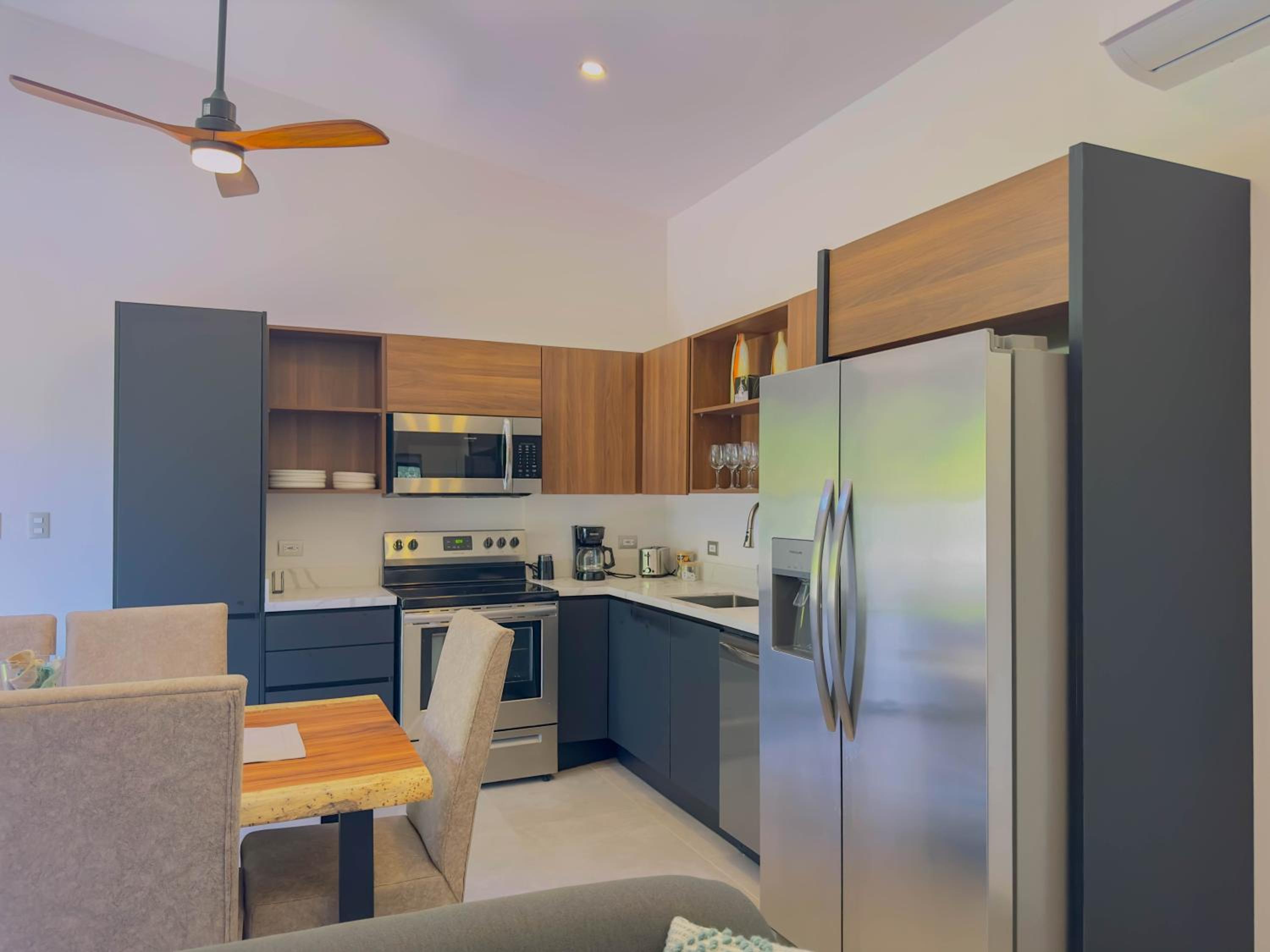 Coco Luna House 2 bed 3 bath