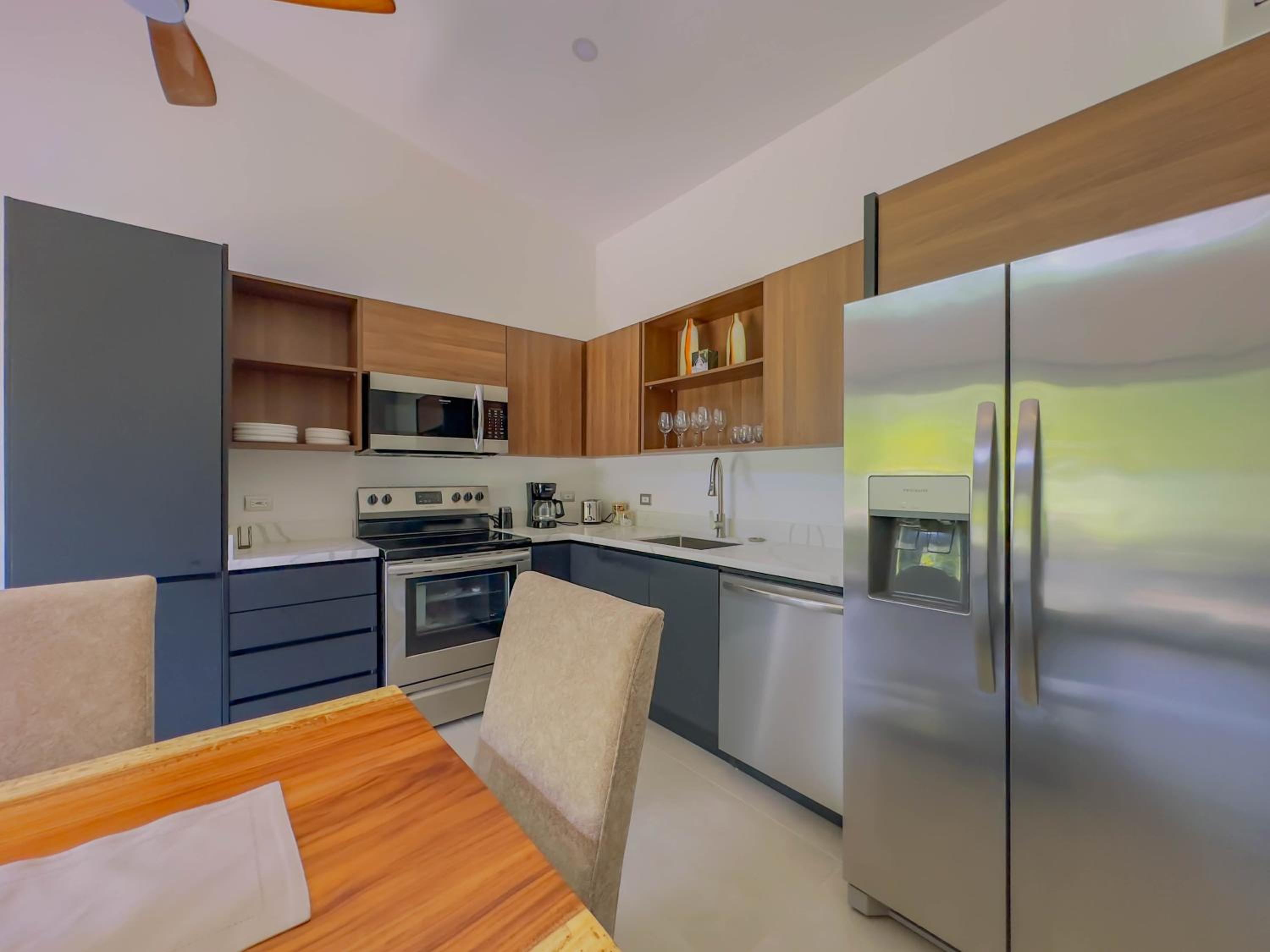 Coco Luna House 2 bed 3 bath
