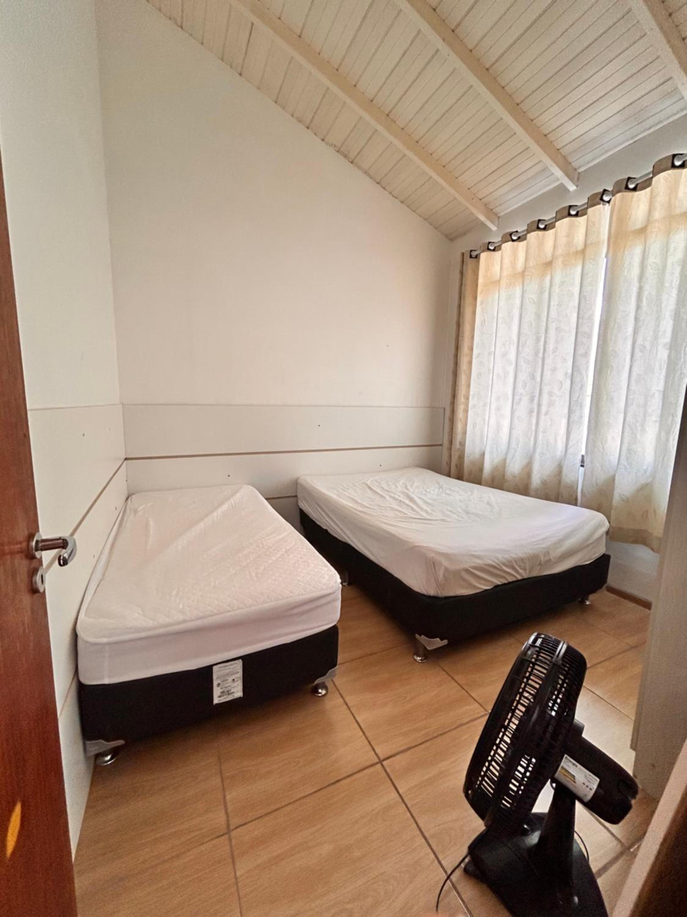 Casa com Piscina 250mts do mar Sonho