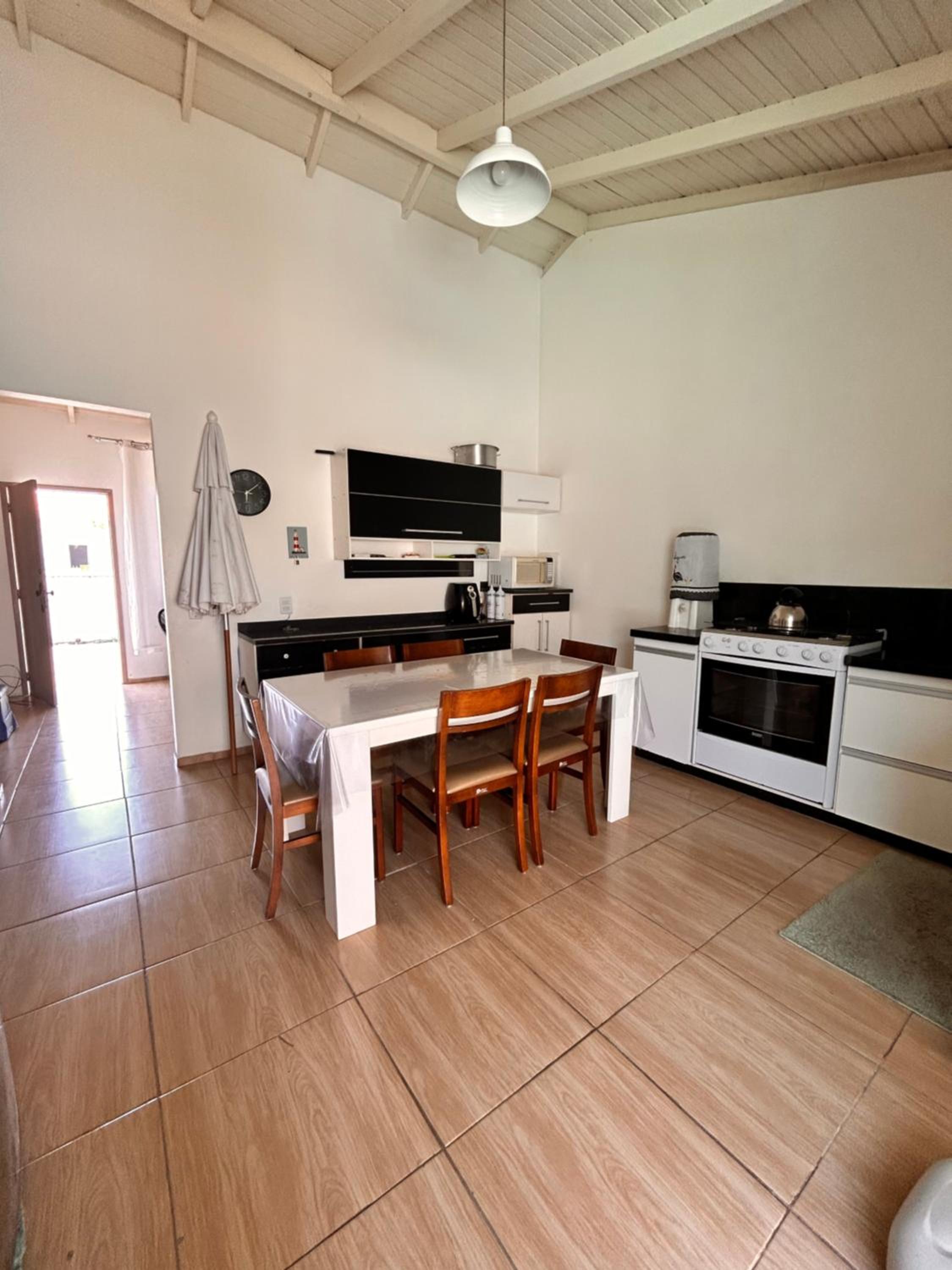 Casa com Piscina 250mts do mar Sonho