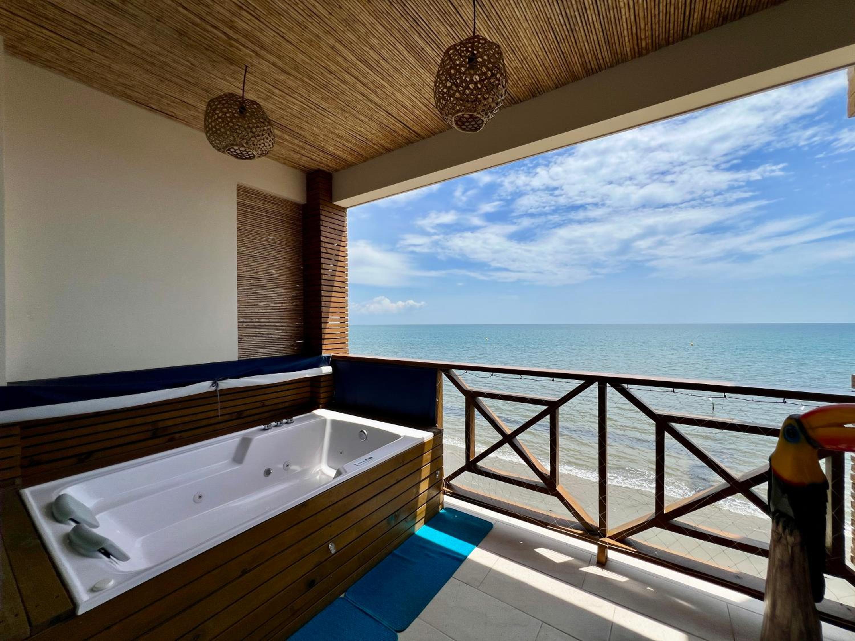 EcoSuites Laguna Beach, Playas El Francés By Alquile Su Finca