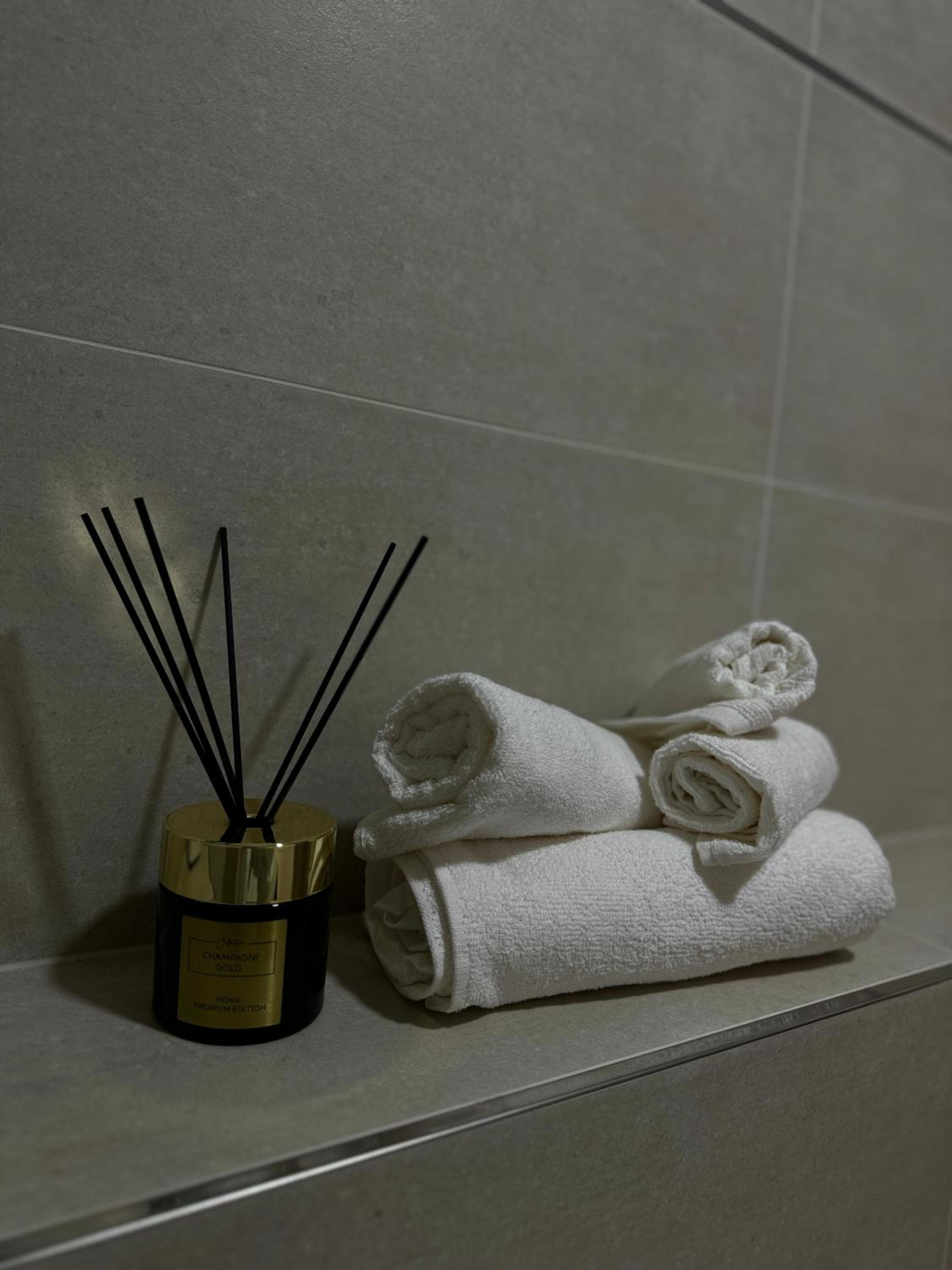 SYMPHONY No 501 Apartment MyMozart
