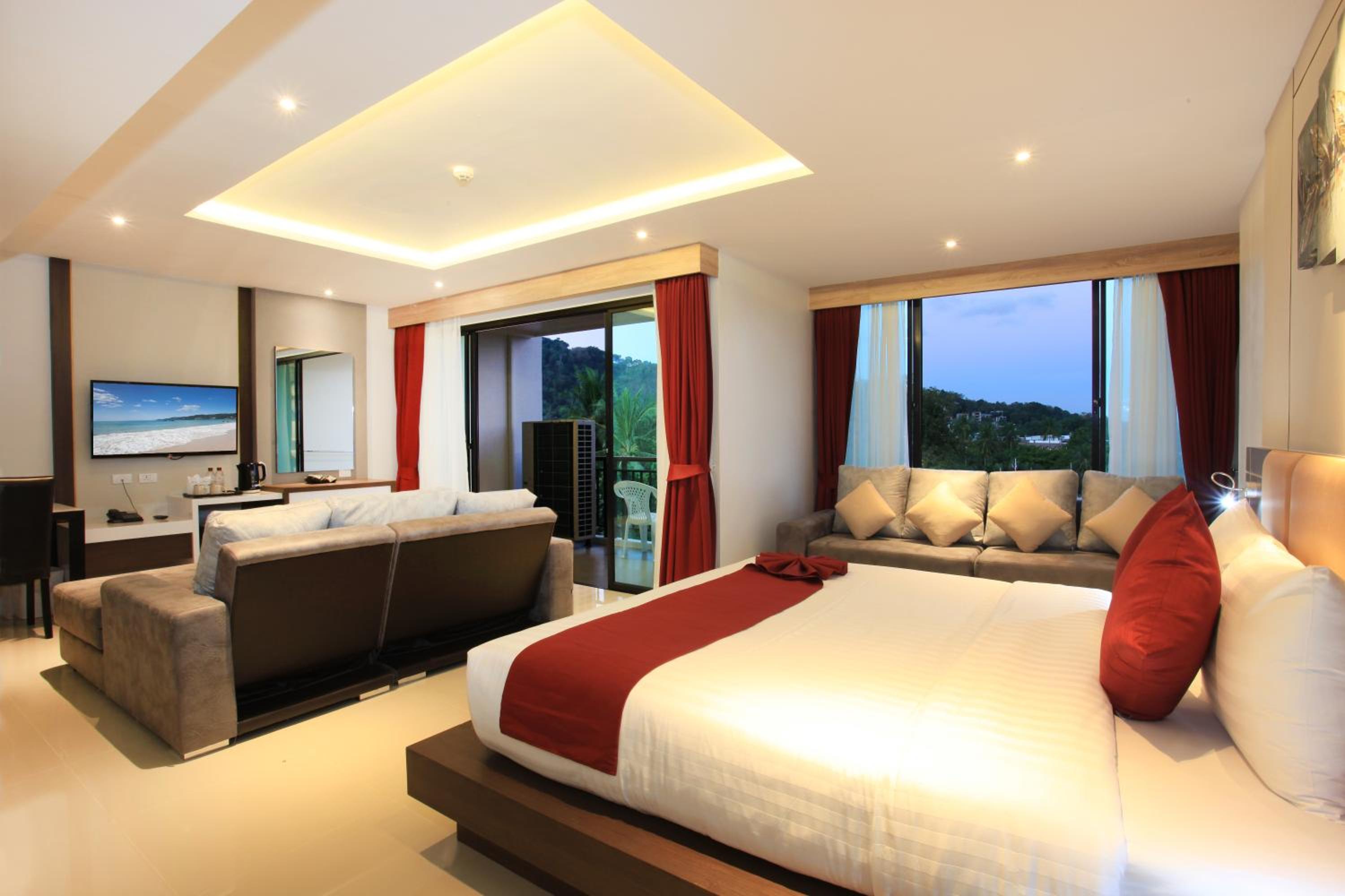 Paripas Patong Resort