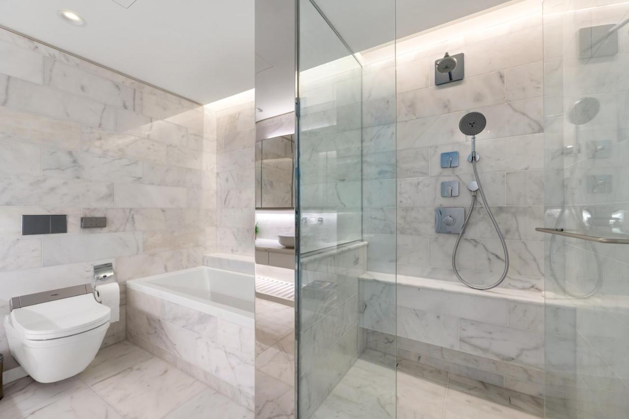 Skyline Retreat 2BR Condo Stunning City Views