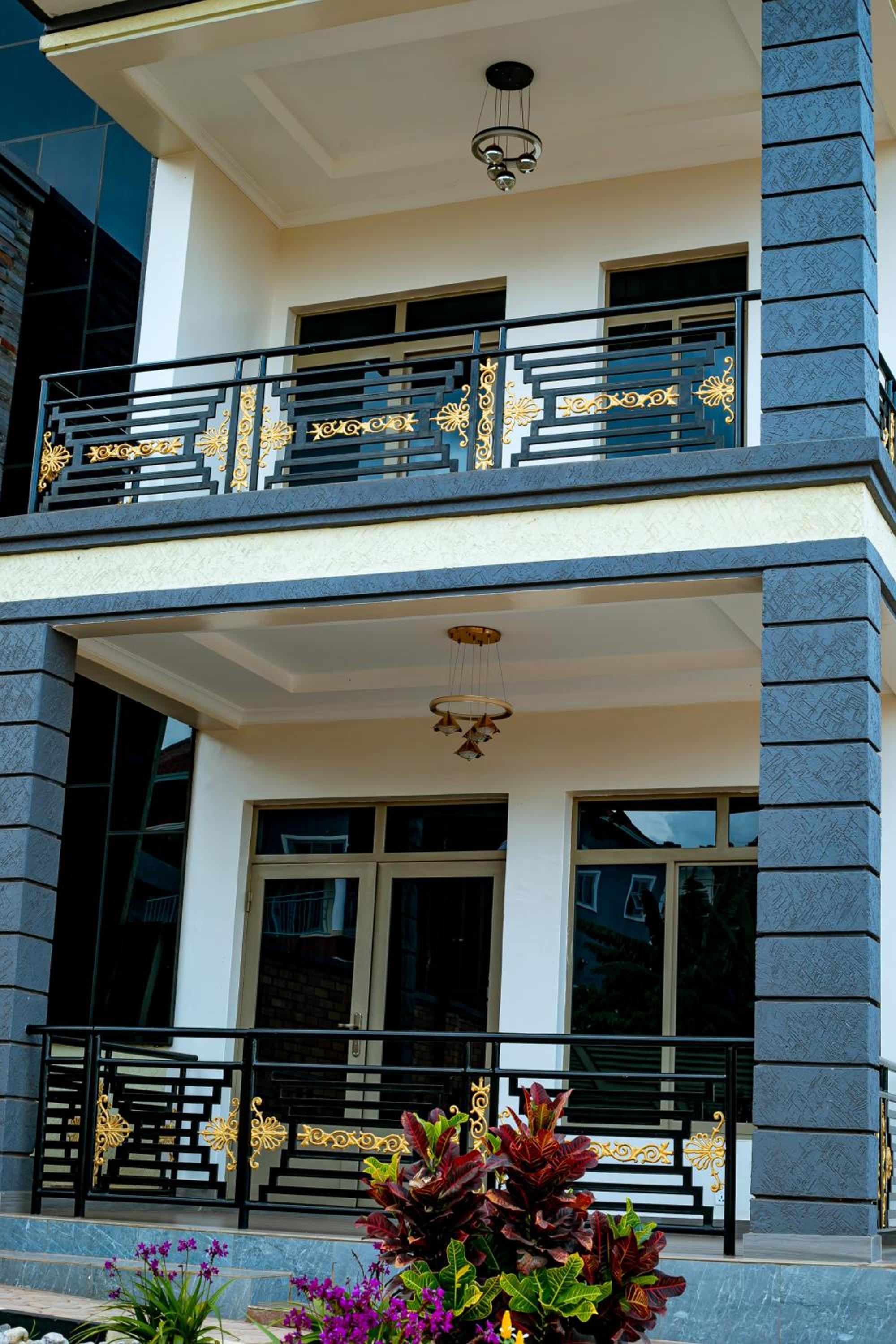 GTHOM Inn view 2
