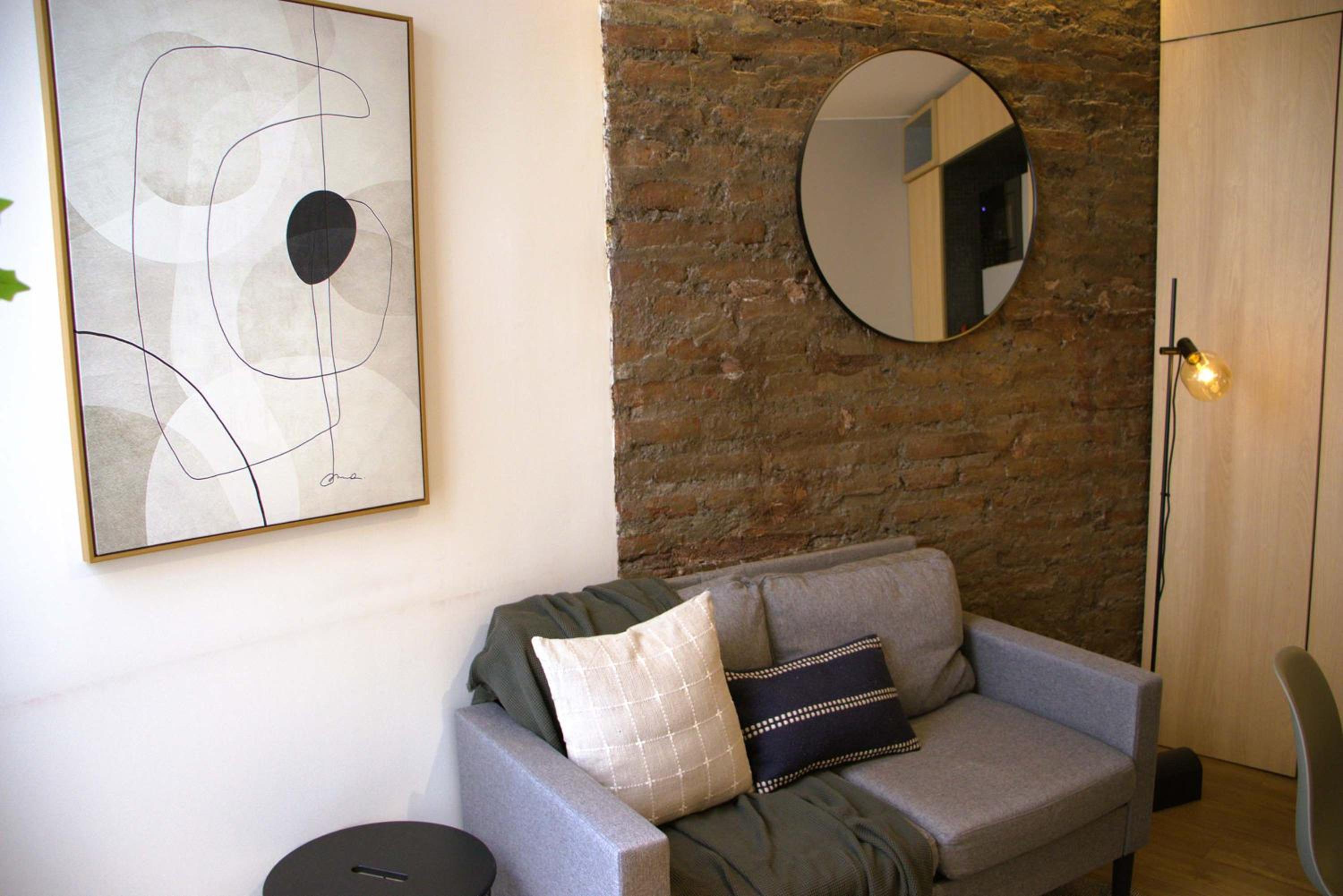 HOM l Wifi AirAcond Barrio Arte Cultura Lastarria