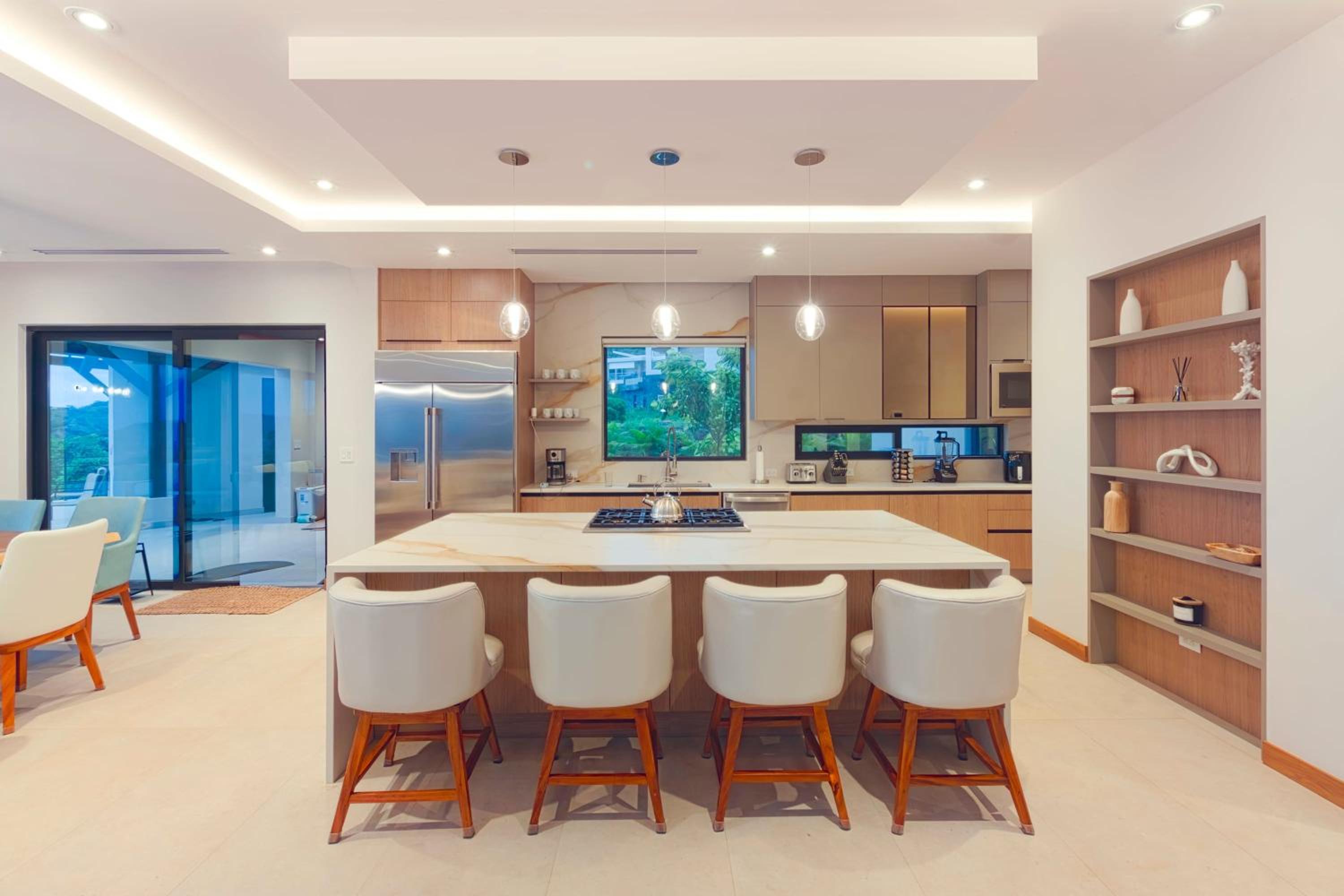 Stunning Ocean View 6 BD Villa