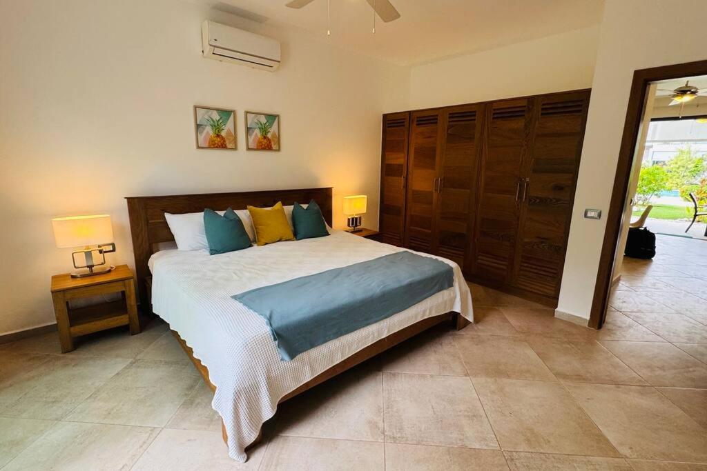 Louisa Apart-Hotel Las Ballenas