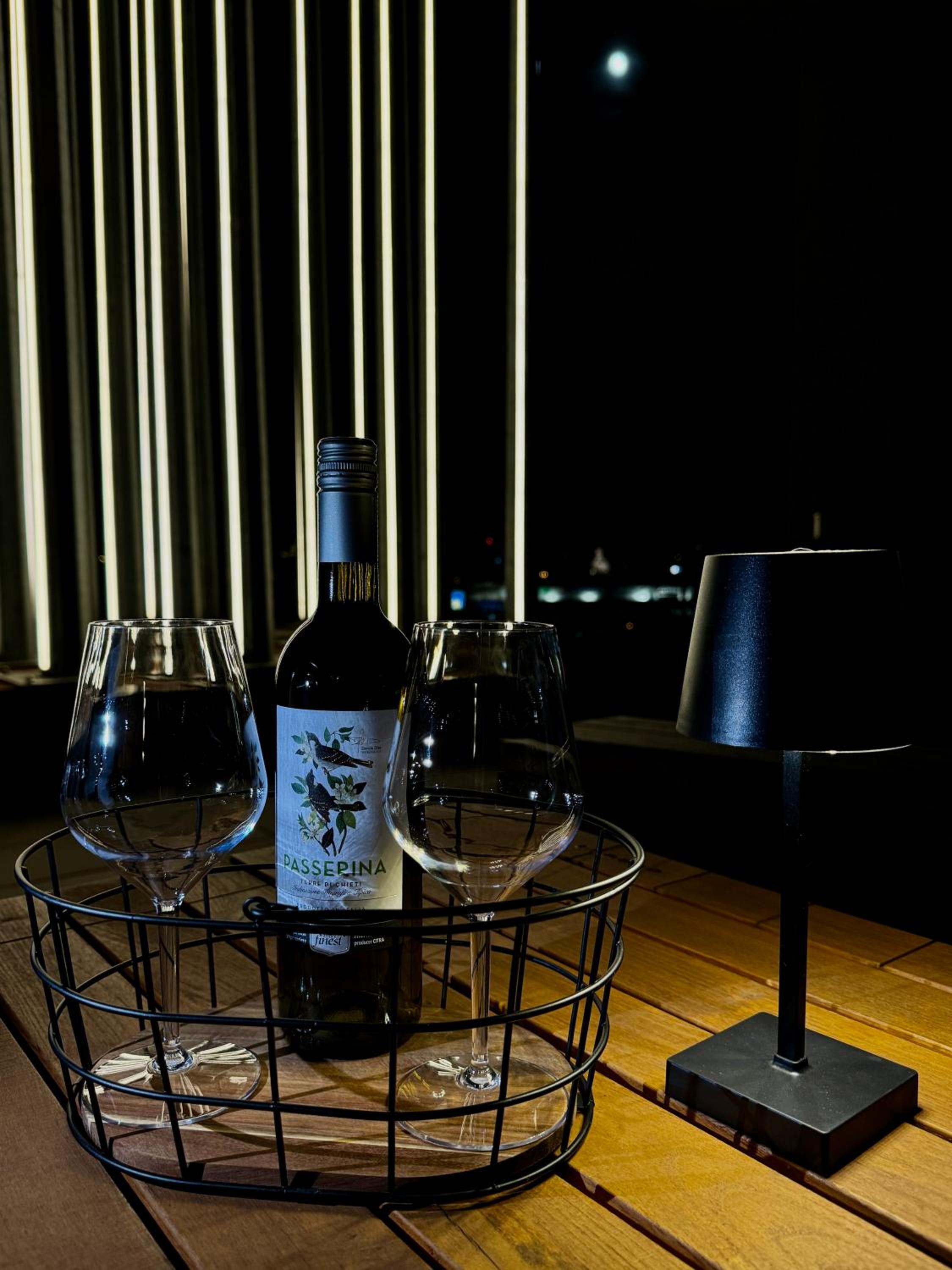SYMPHONY No 501 Apartment MyMozart