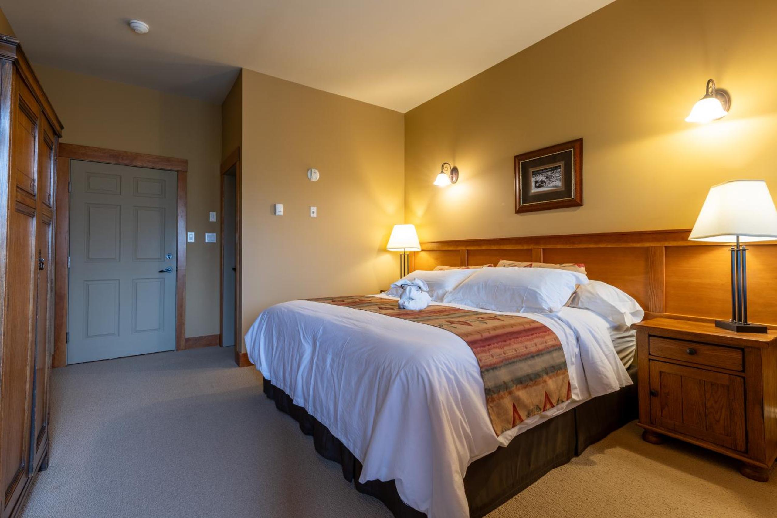 Vagabond Lodge at Kicking Horse - Image 4