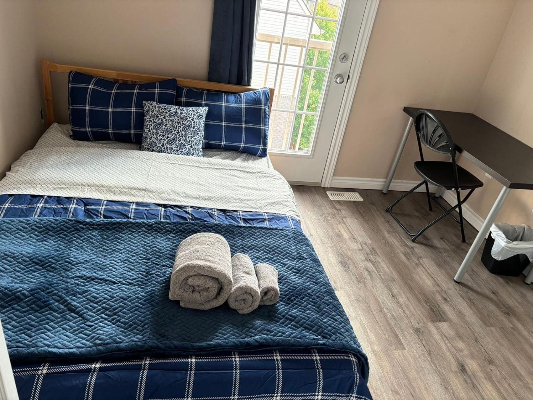 Room in neat comfy house