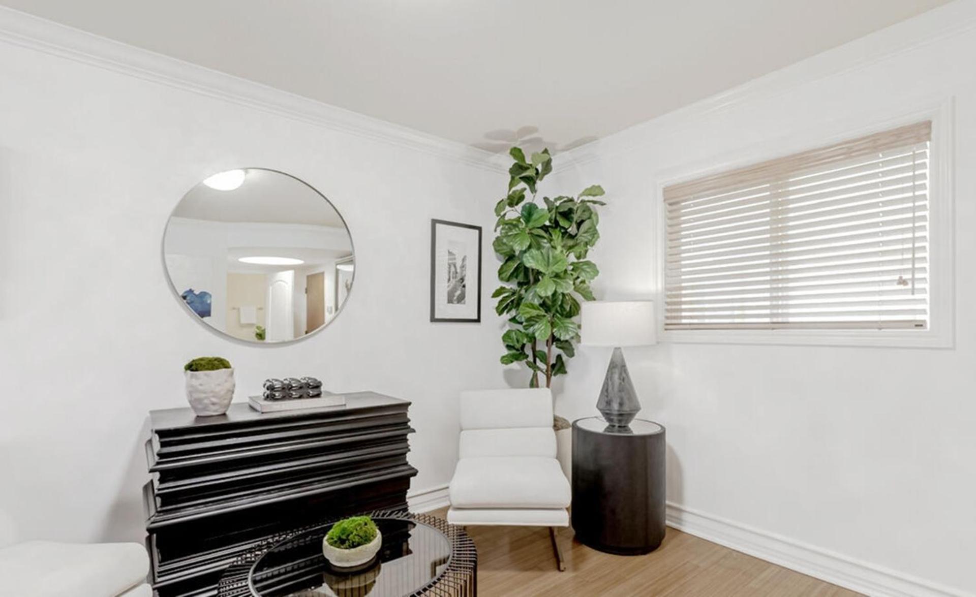 Los Angeles Vacations - Chic 3-bedroom West Hollywood Retreat - Property Image 18