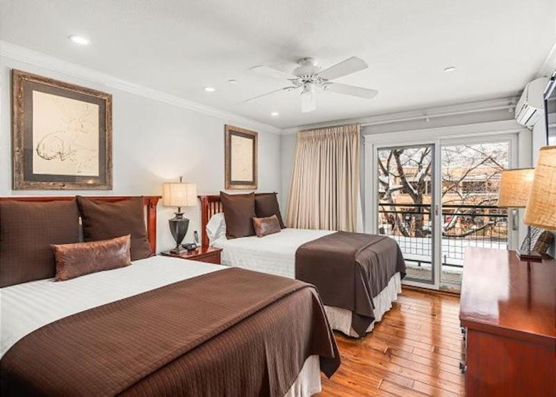 2 Bedroom Premier Vacation Rental In Downtown Aspen - Steps From Gondola! view 4