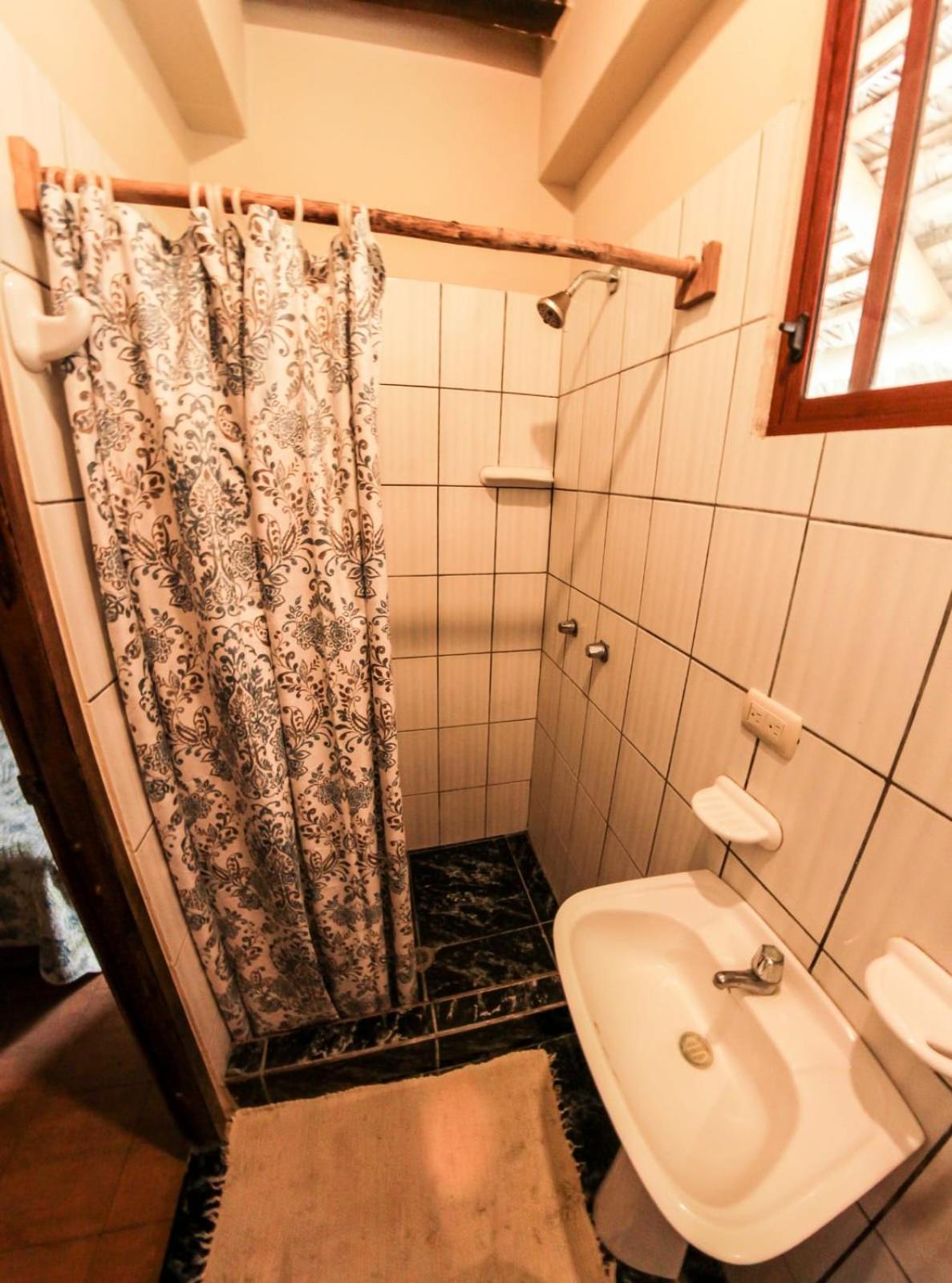 La Casa Hostel